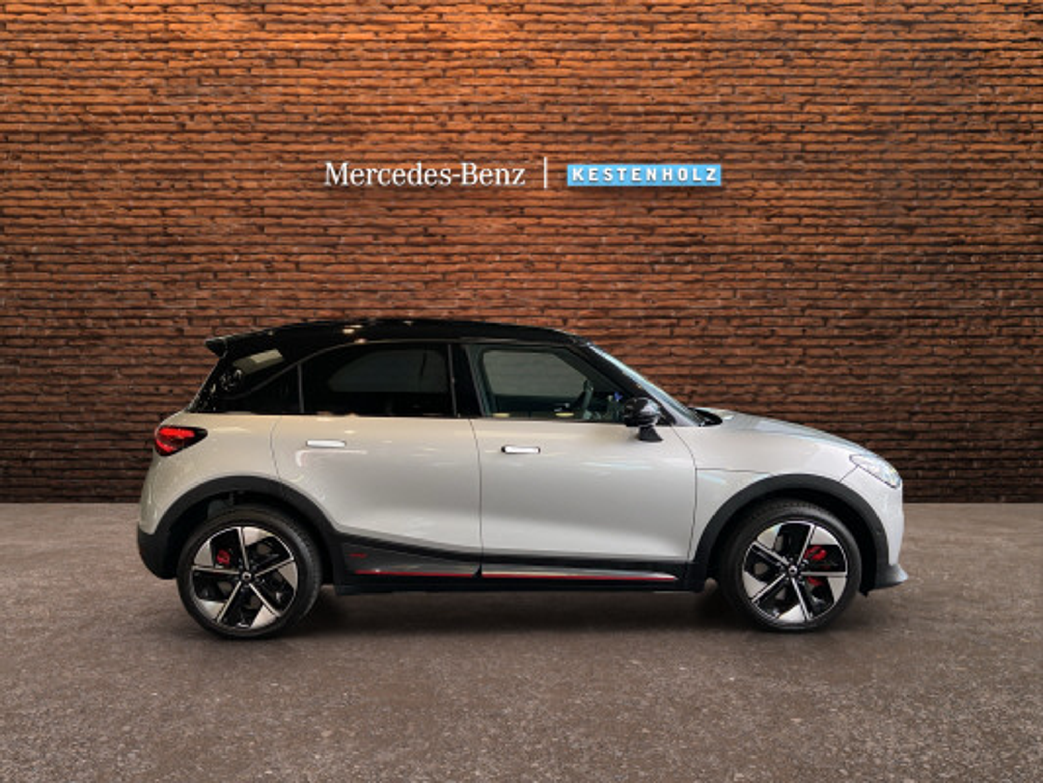 listing desktop thumbnail image 2