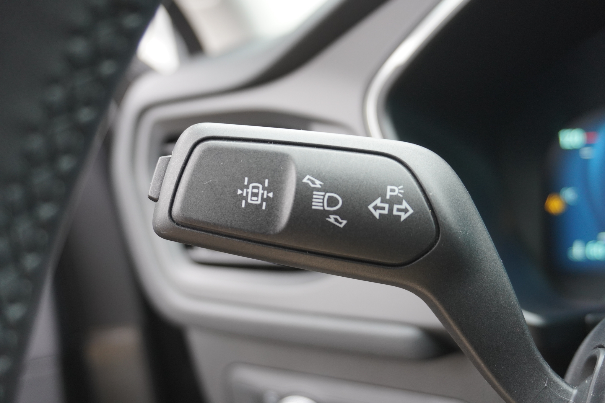 listing desktop thumbnail image 25