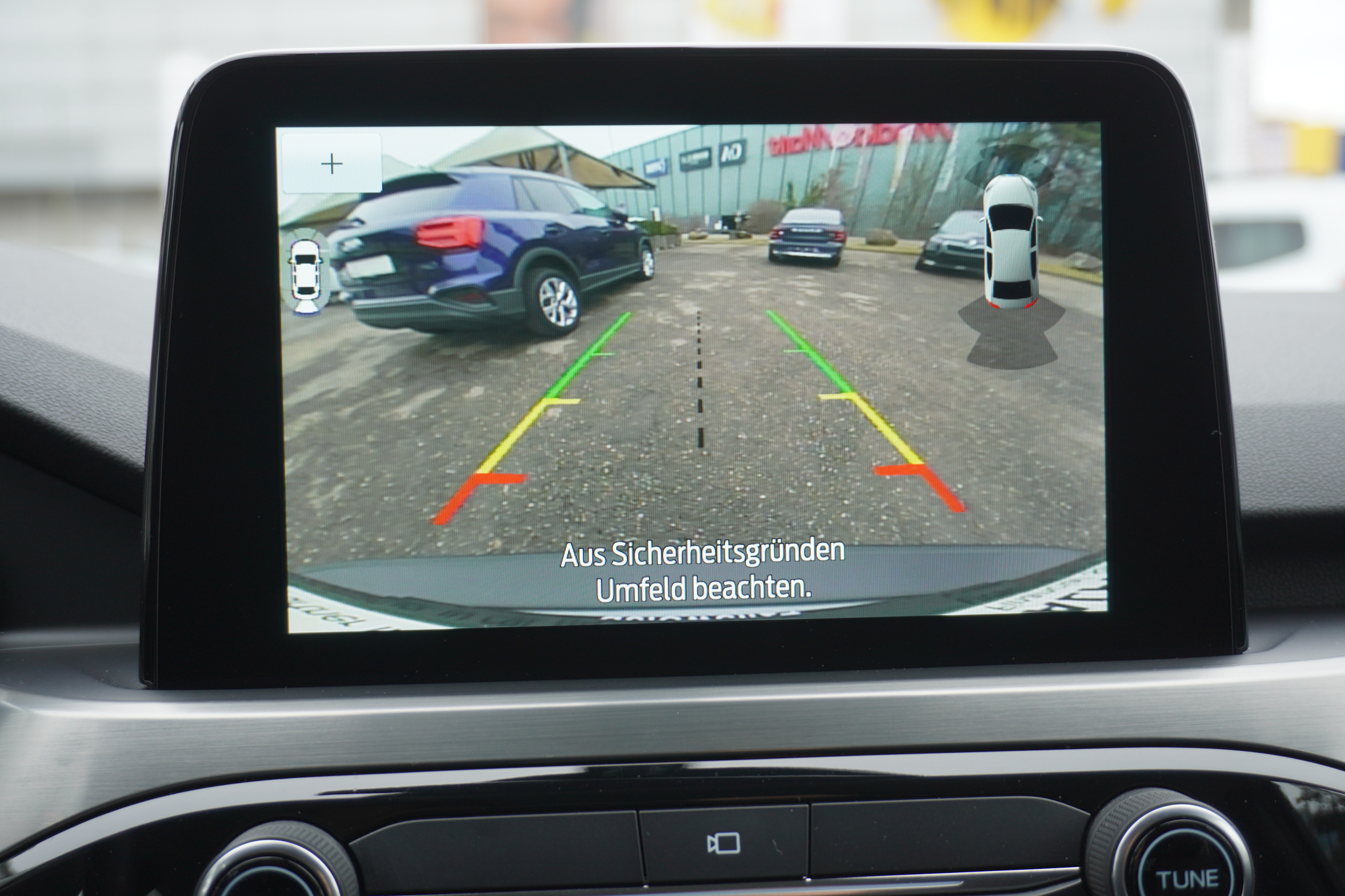 listing desktop thumbnail image 16