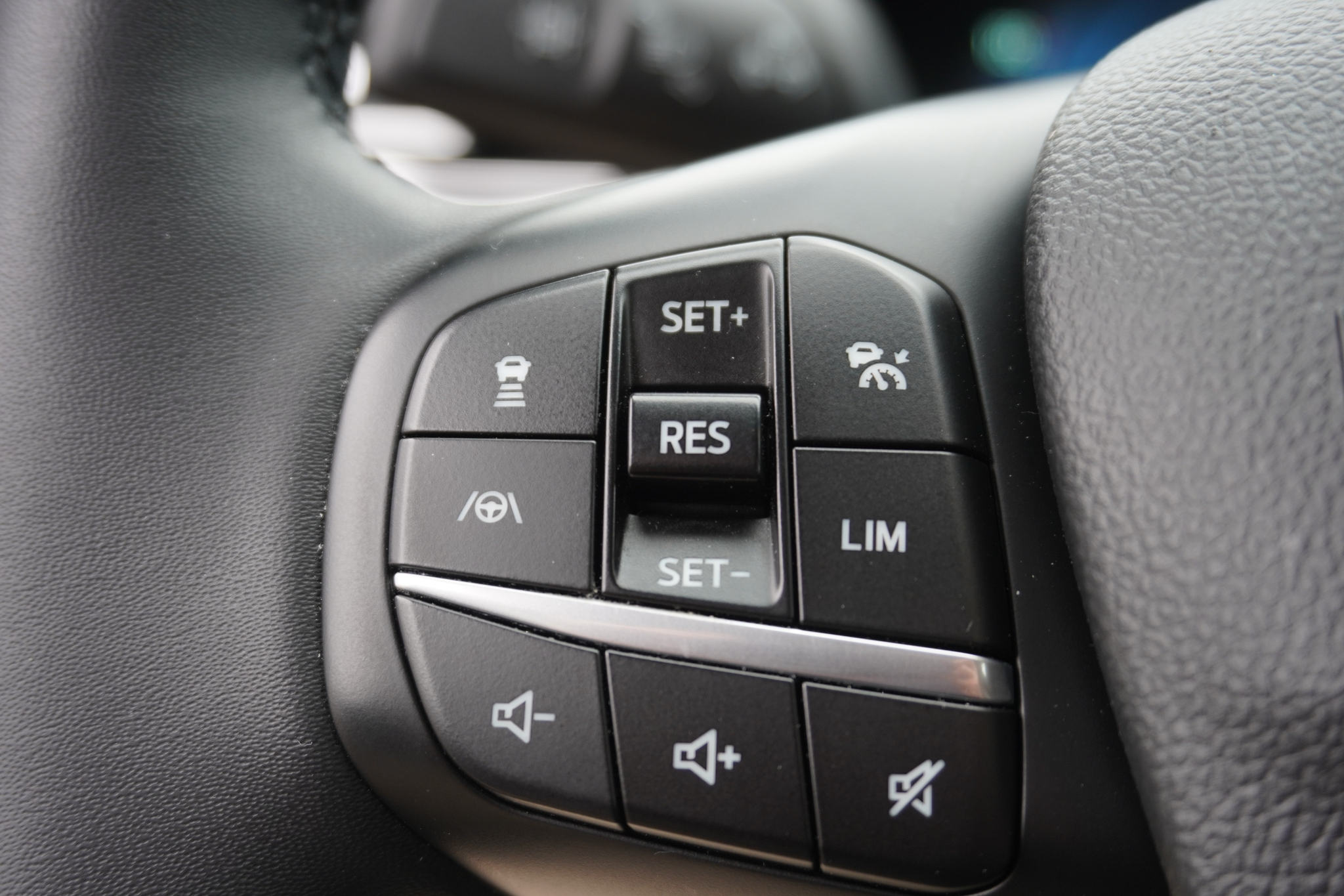 listing desktop thumbnail image 24