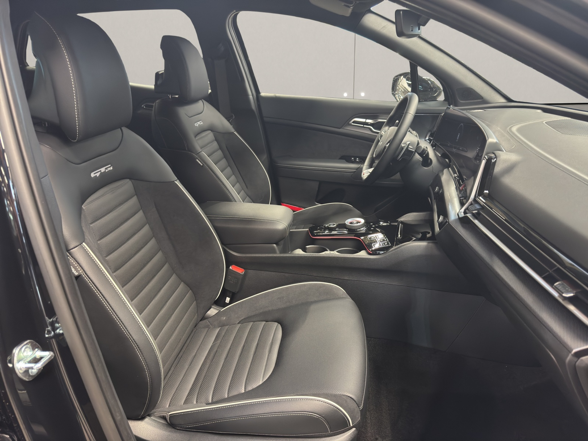 listing desktop thumbnail image 12