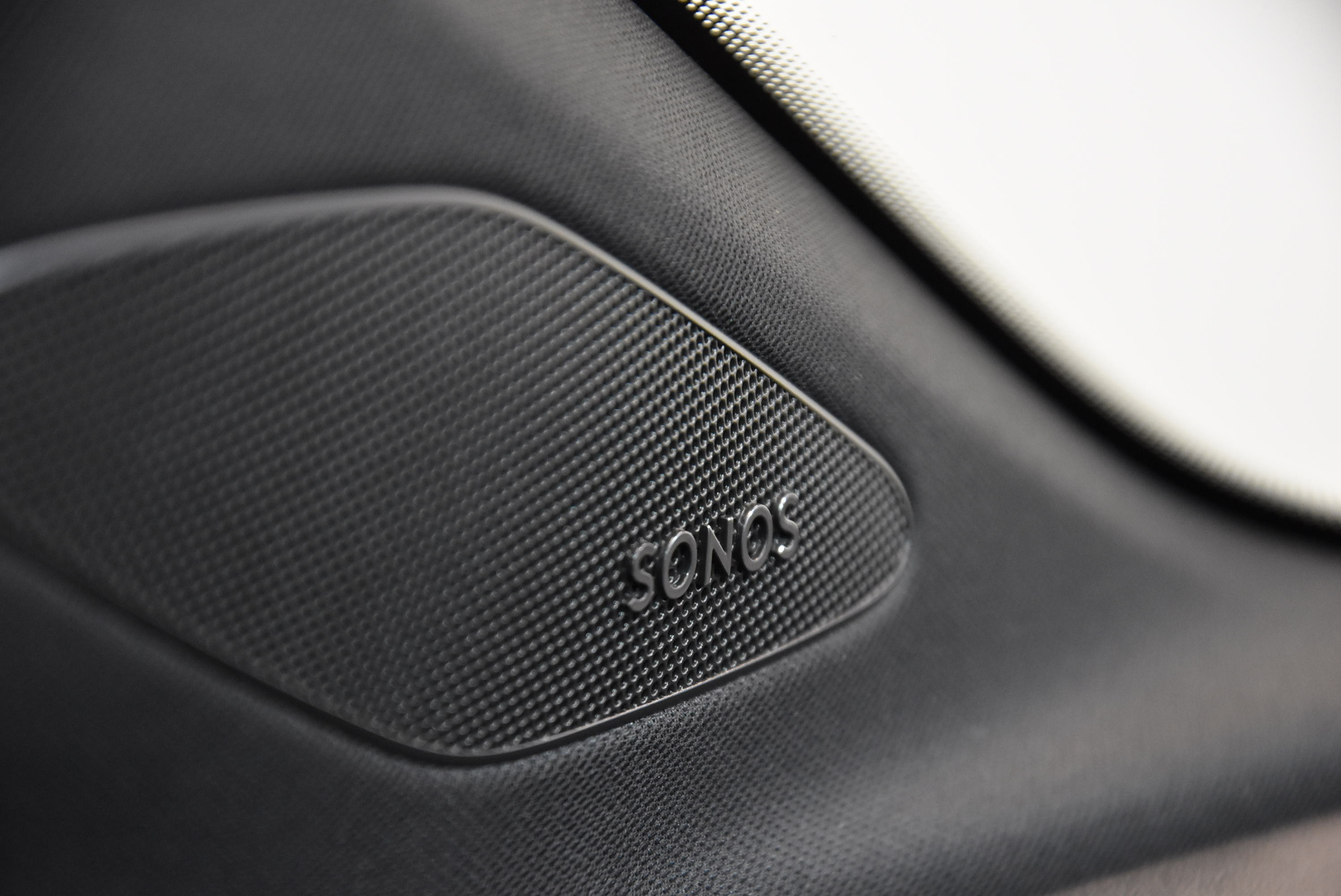 listing desktop thumbnail image 7