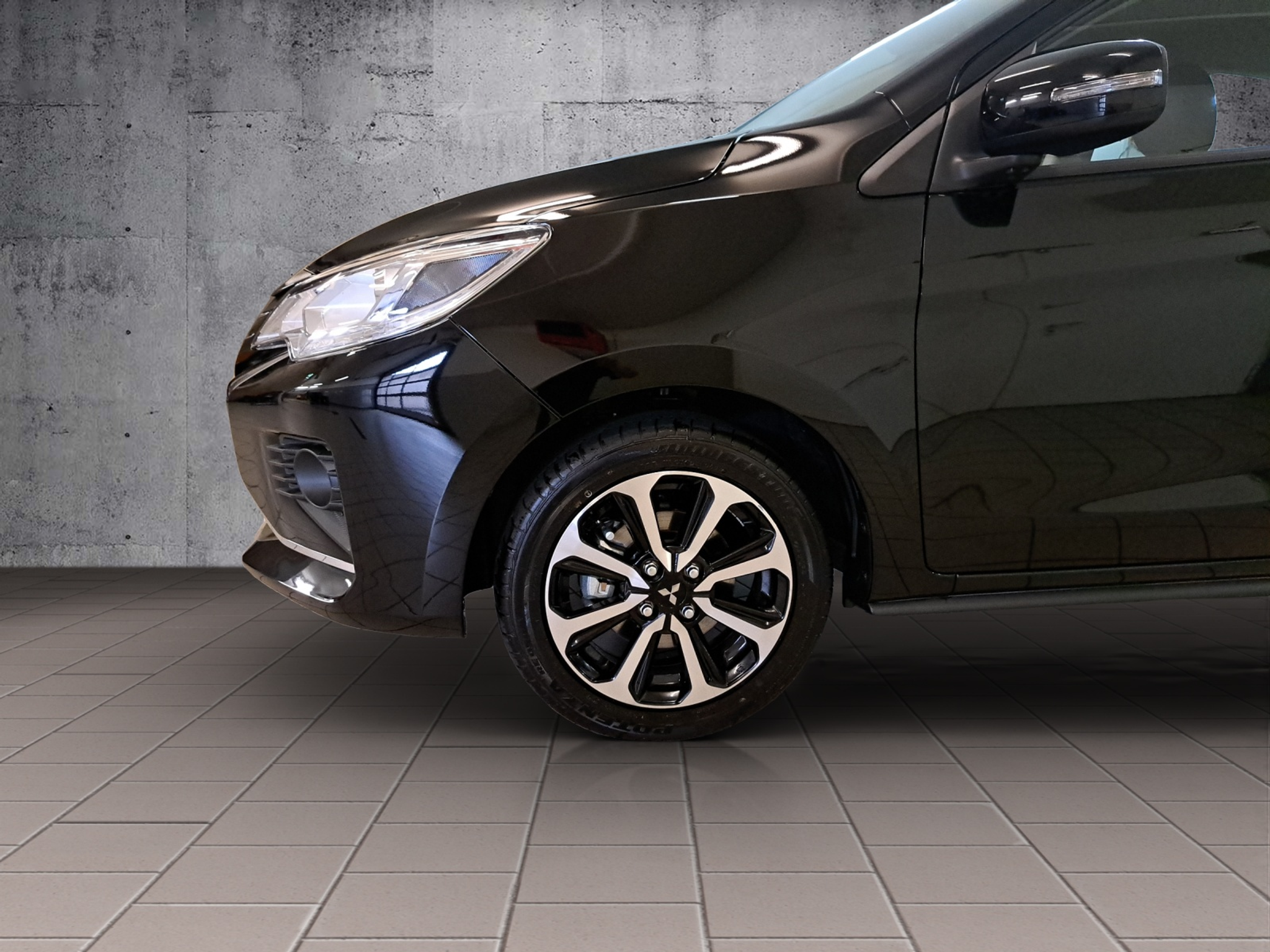 listing desktop thumbnail image 8