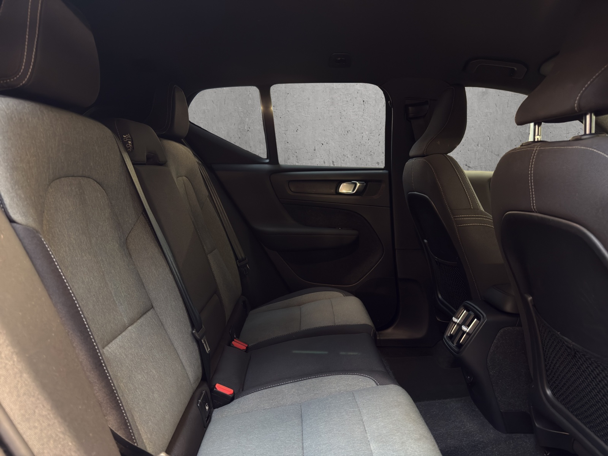 listing desktop thumbnail image 11