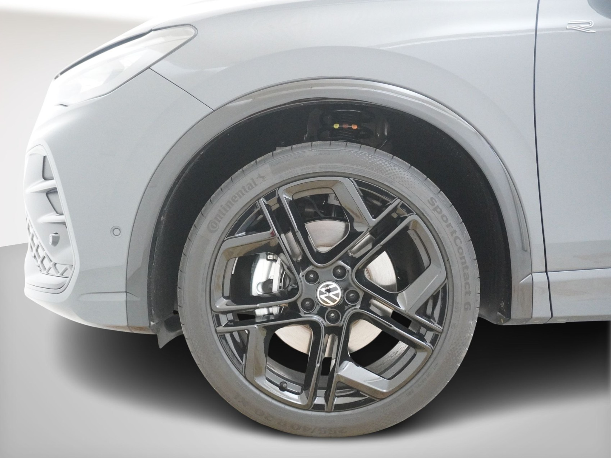 listing desktop thumbnail image 9