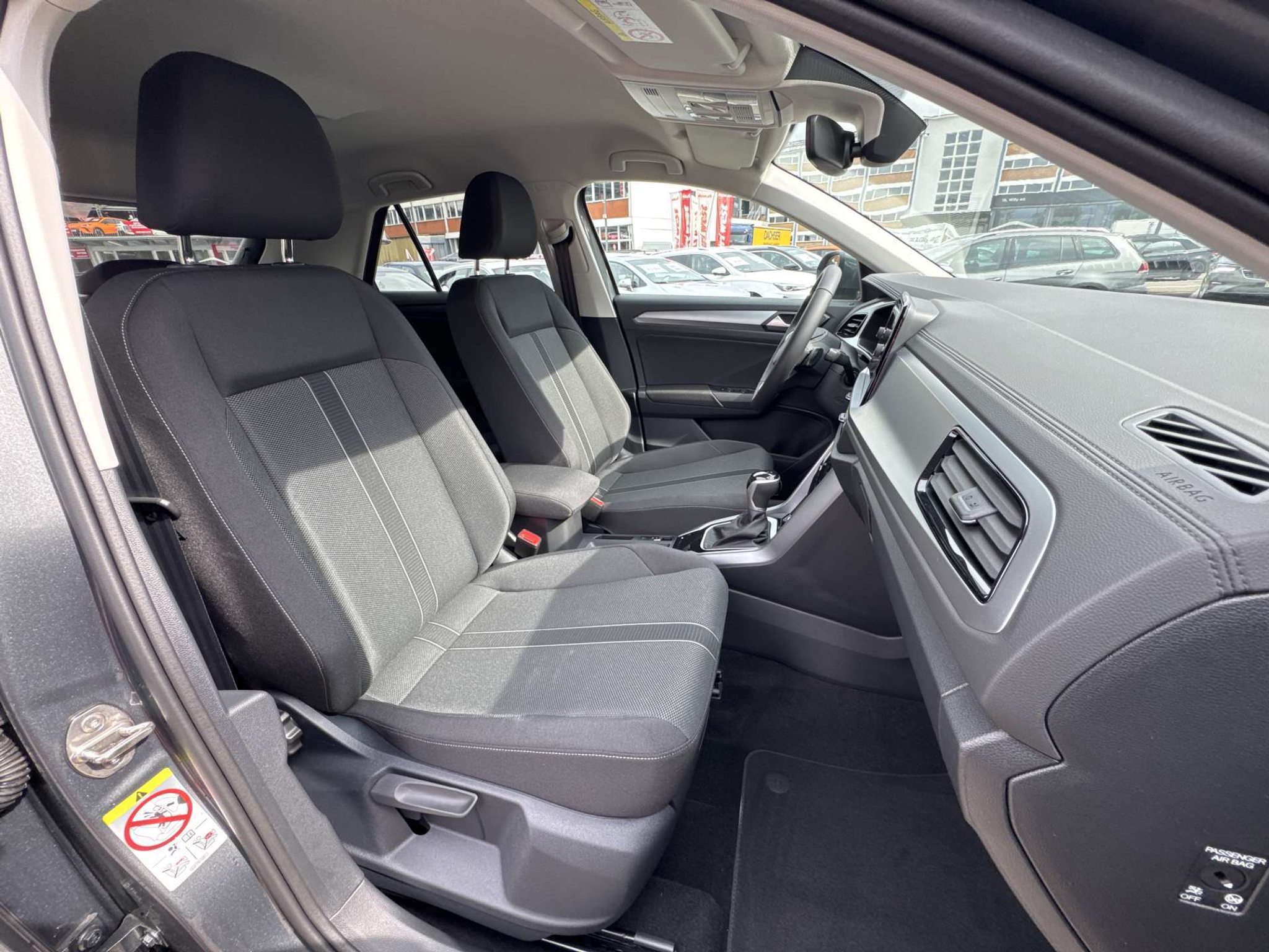 listing desktop thumbnail image 12