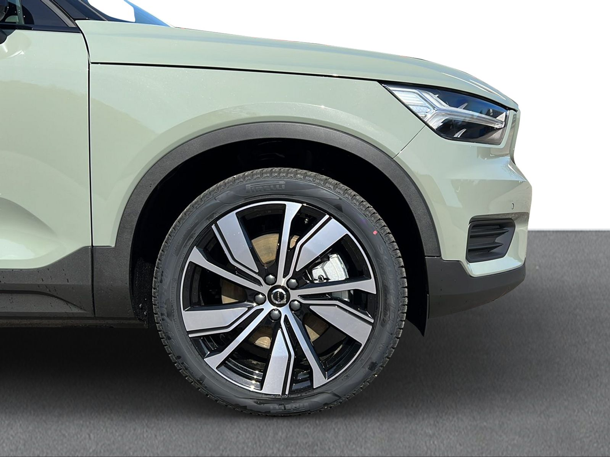 listing desktop thumbnail image 11