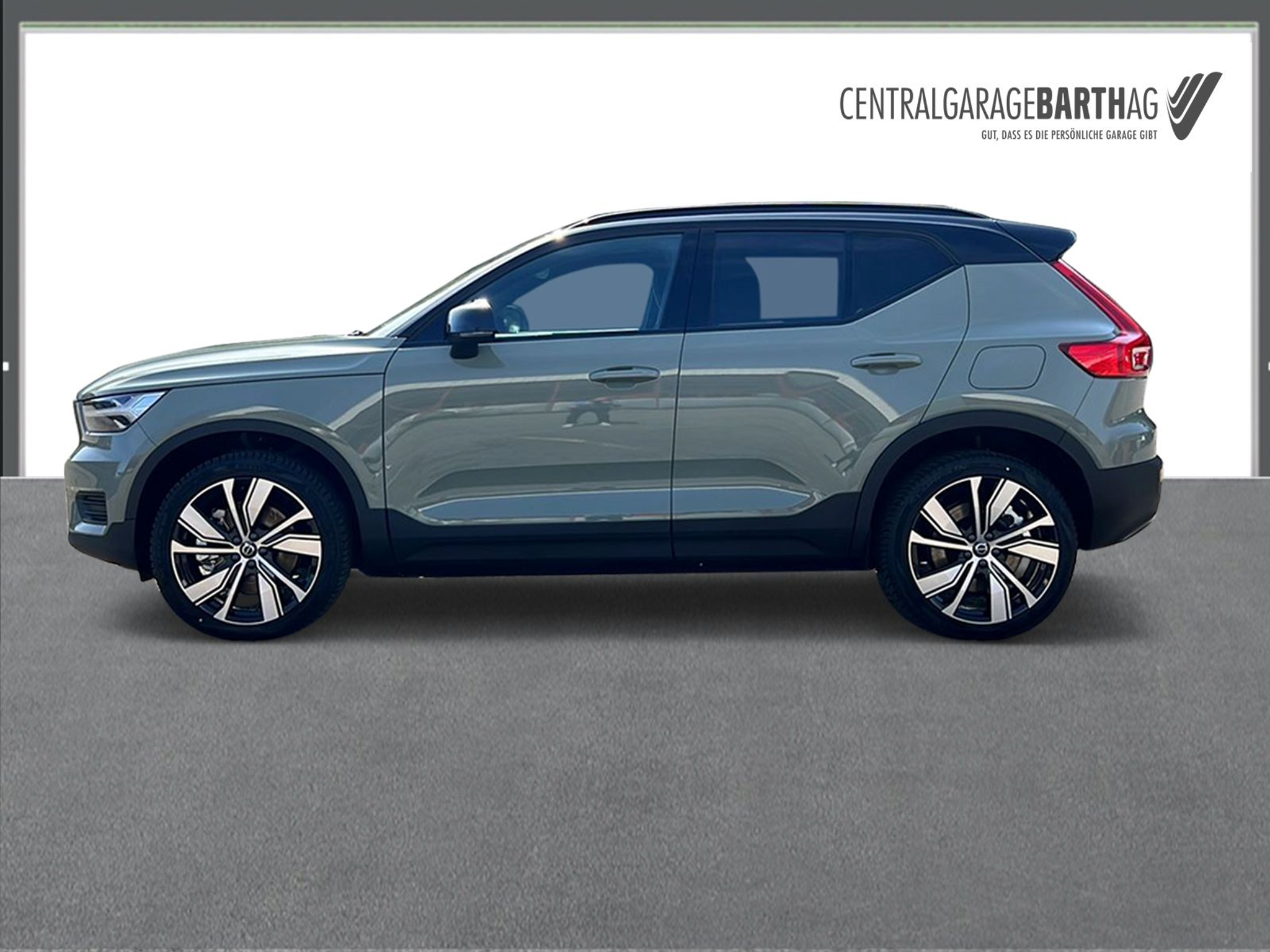 listing desktop thumbnail image 3