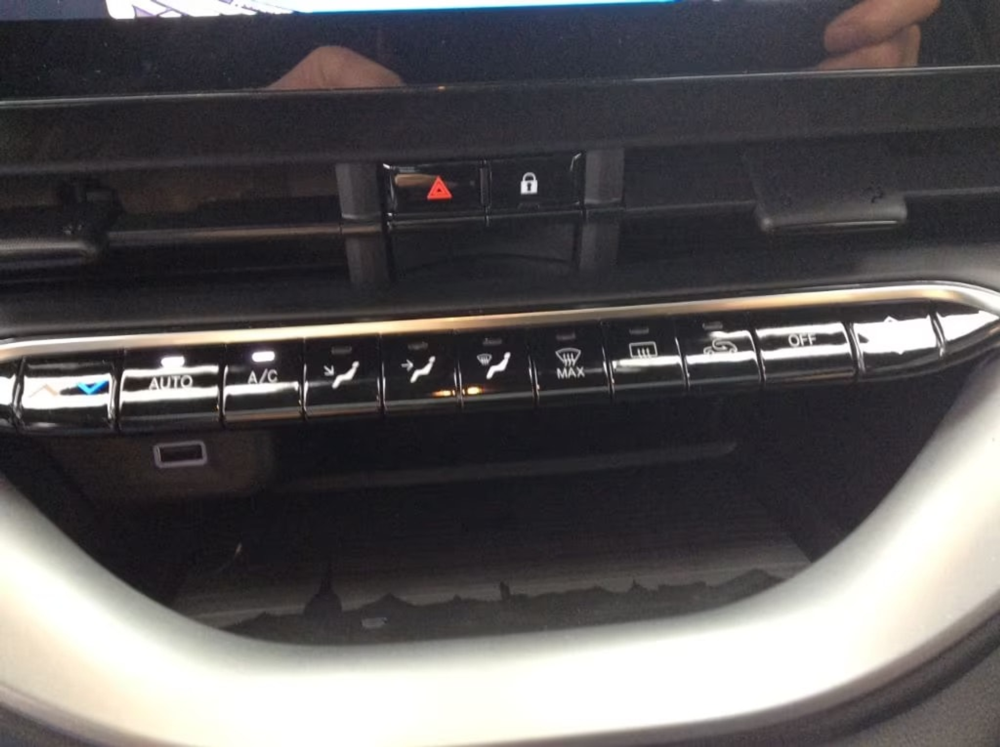 listing desktop thumbnail image 13