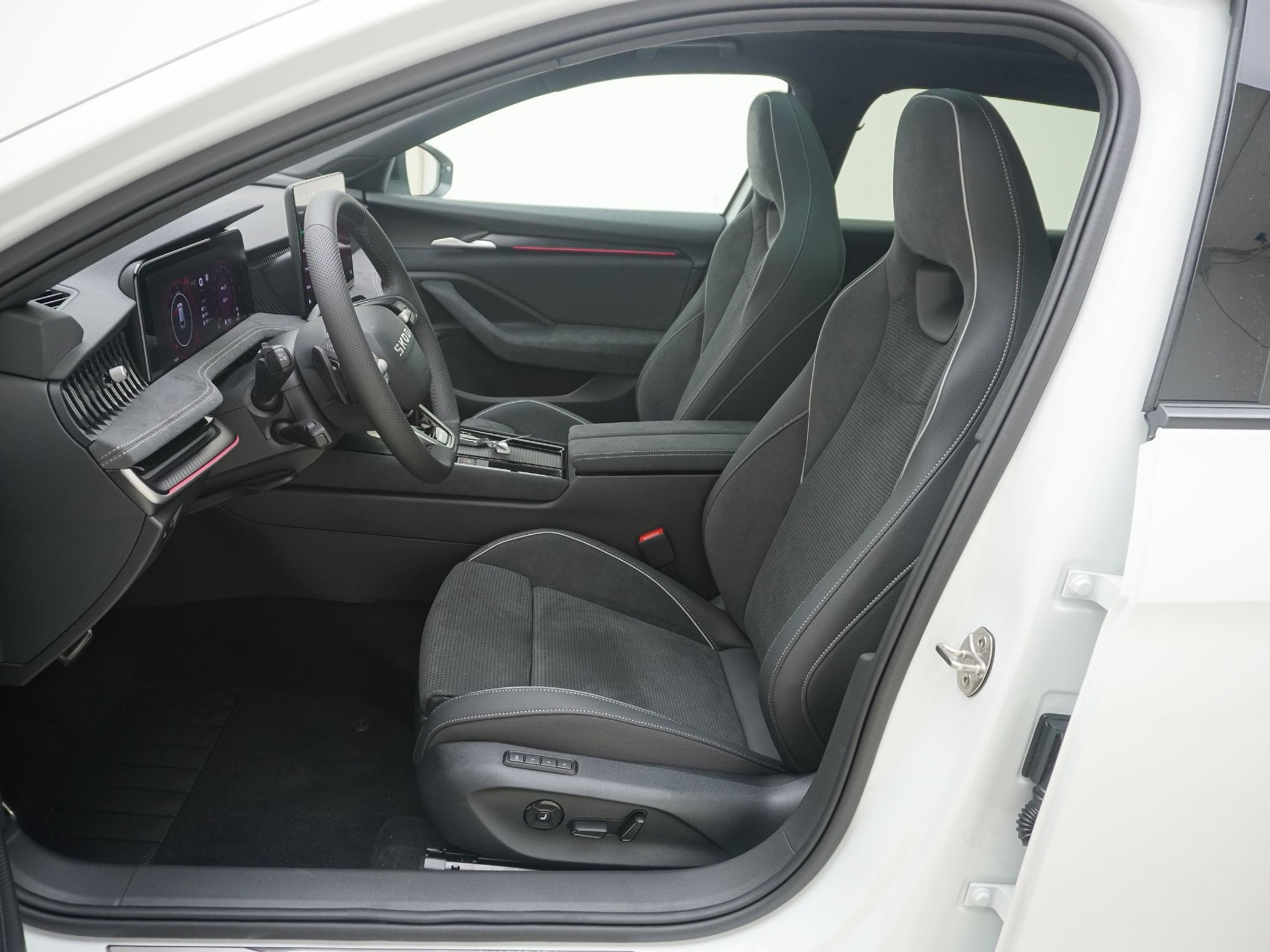 listing desktop thumbnail image 10