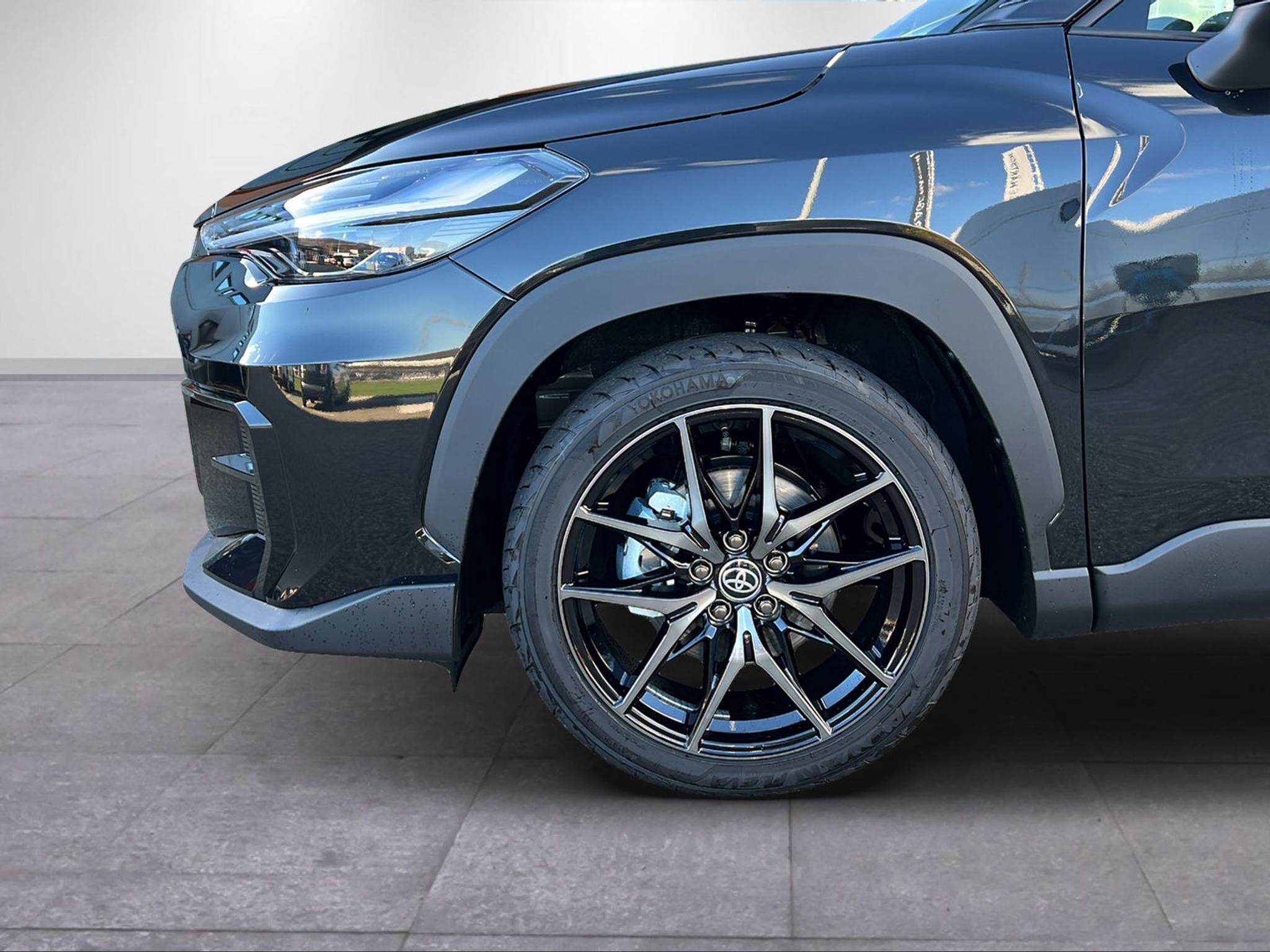 listing desktop thumbnail image 2