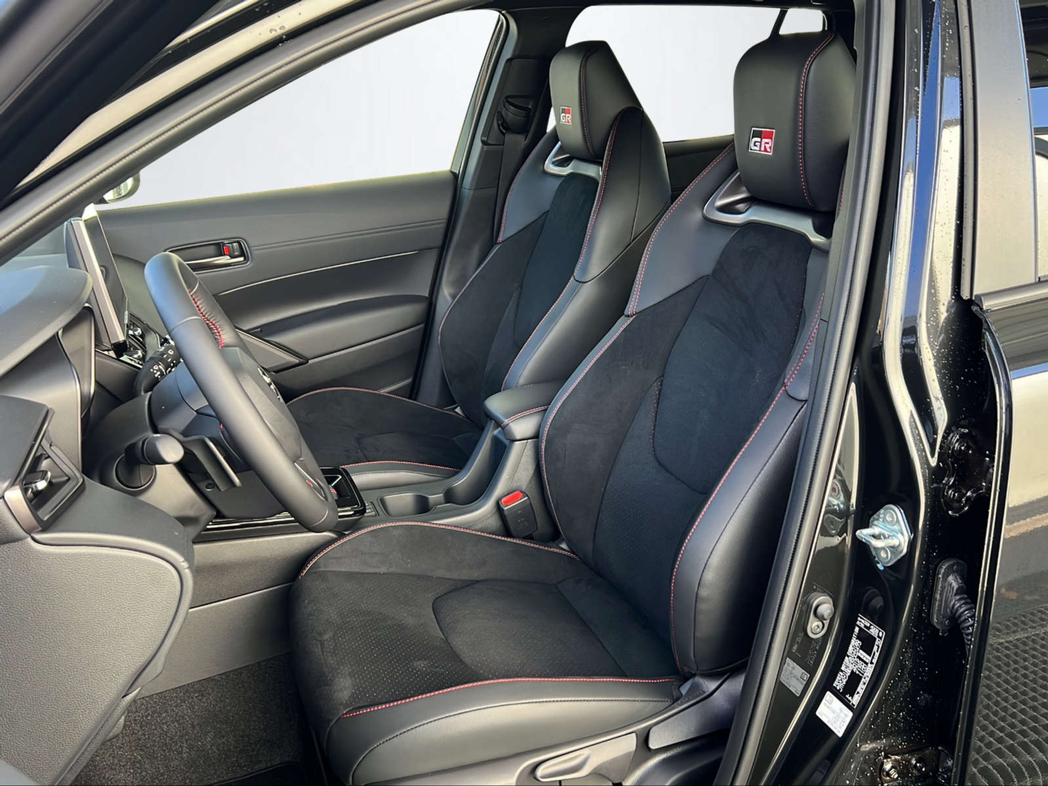 listing desktop thumbnail image 14