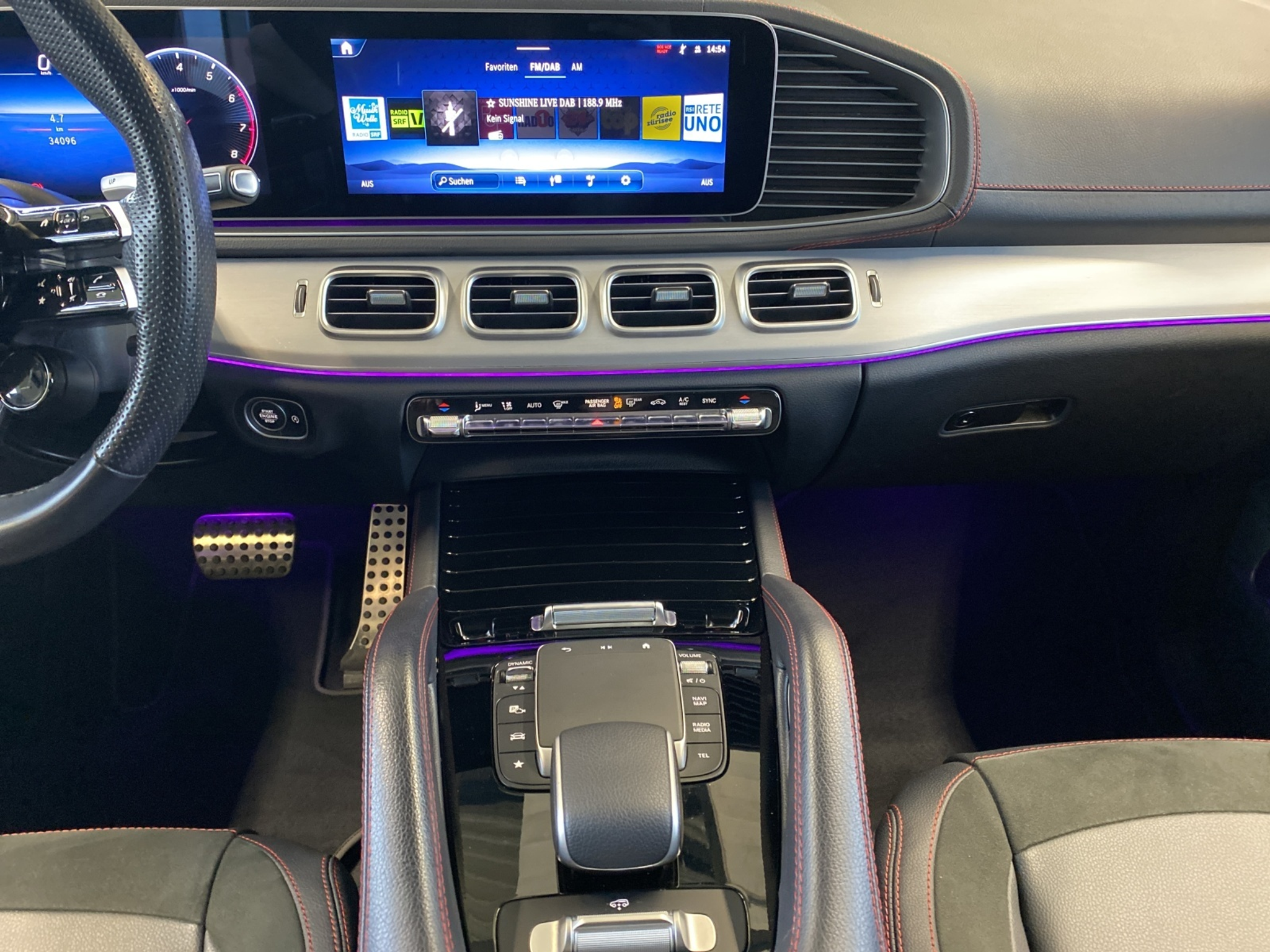 listing desktop thumbnail image 9