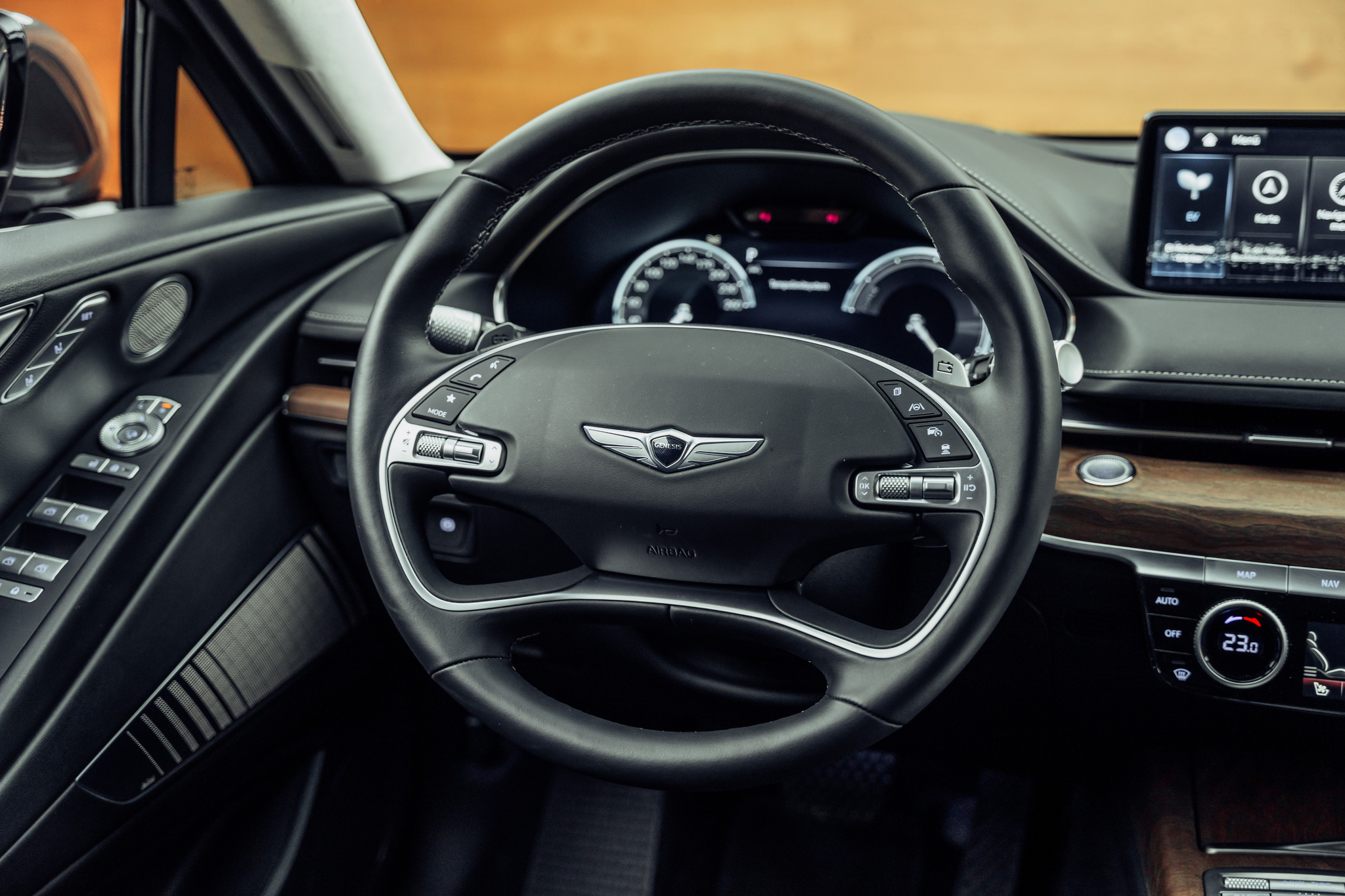 listing desktop thumbnail image 15