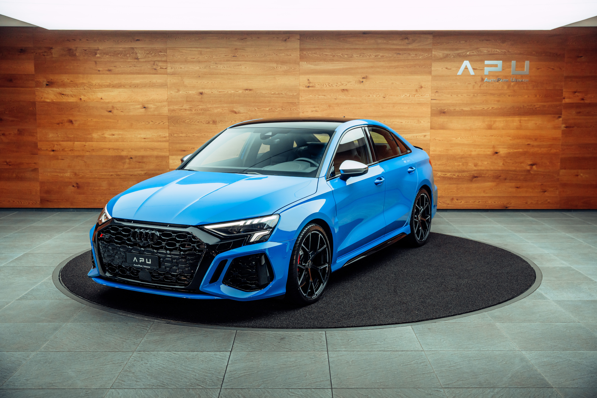 listing desktop thumbnail image 3