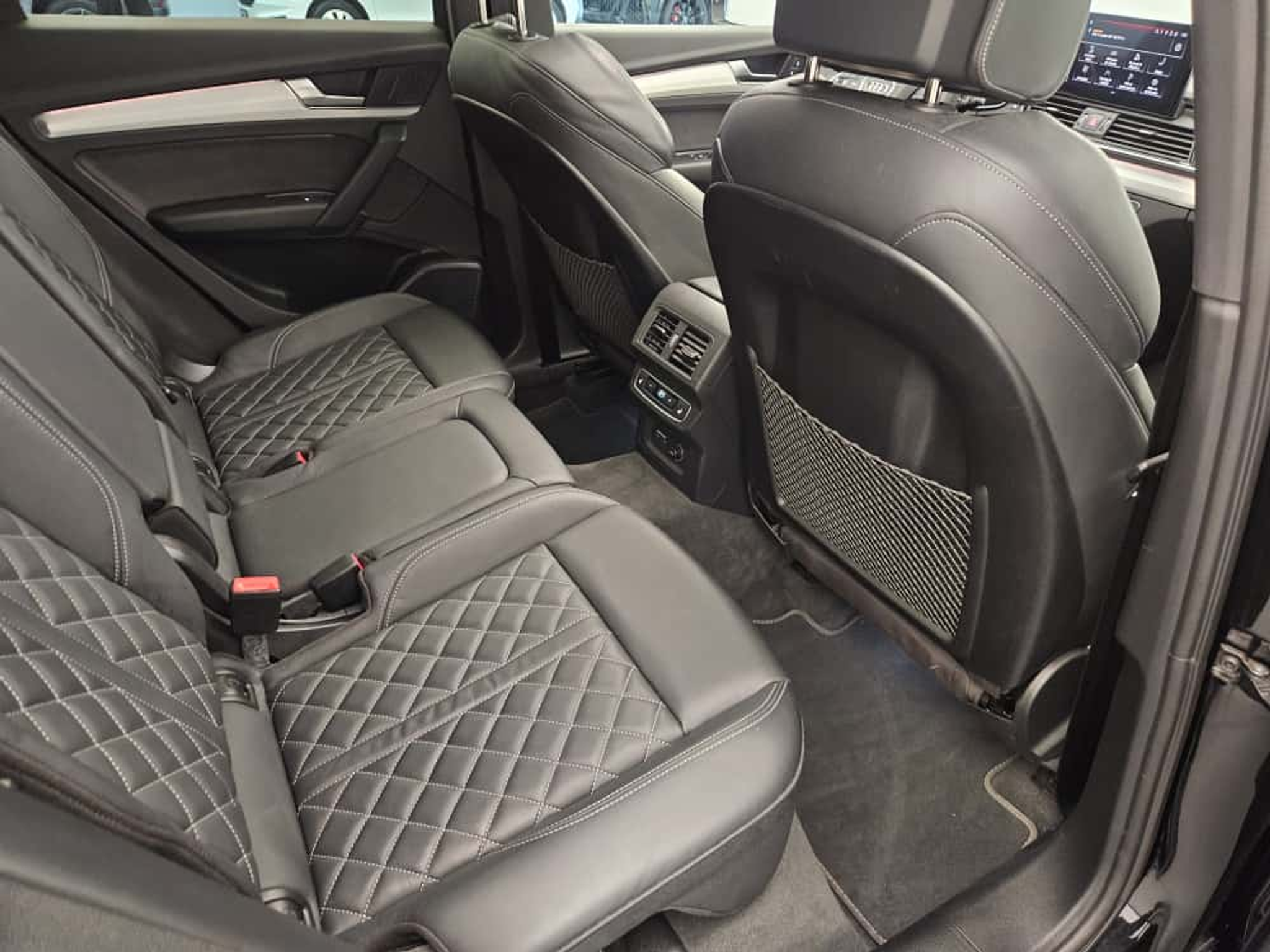 listing desktop thumbnail image 13