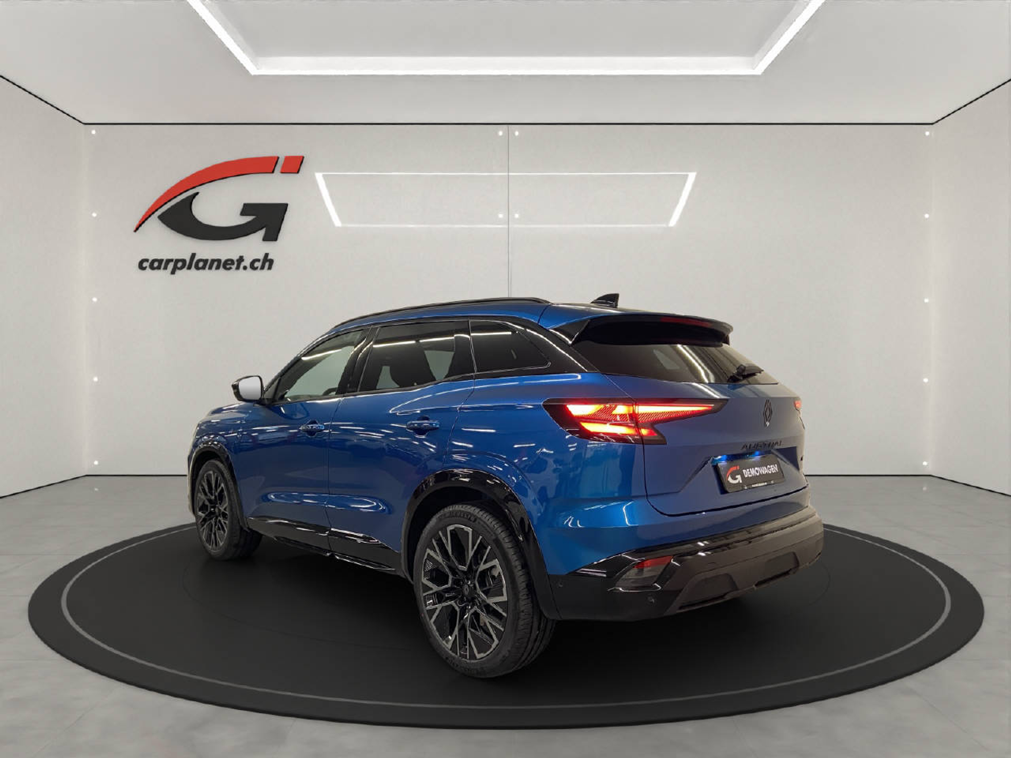 listing desktop thumbnail image 2