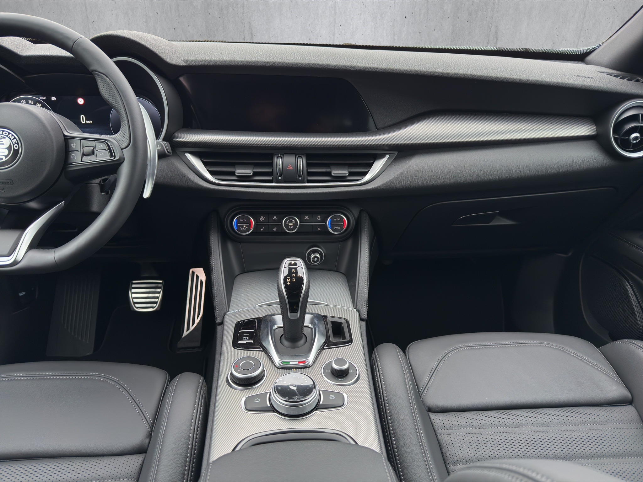 listing desktop thumbnail image 9