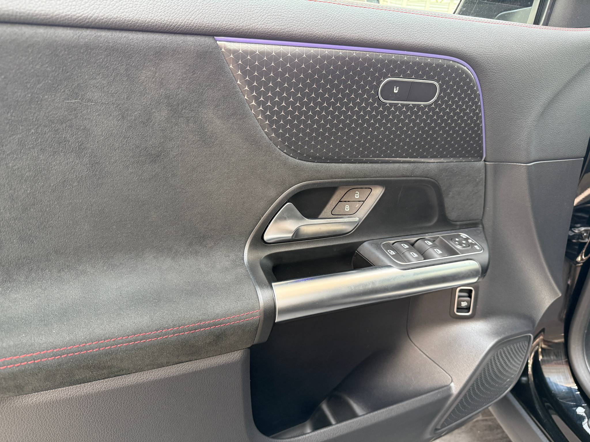 listing desktop thumbnail image 14