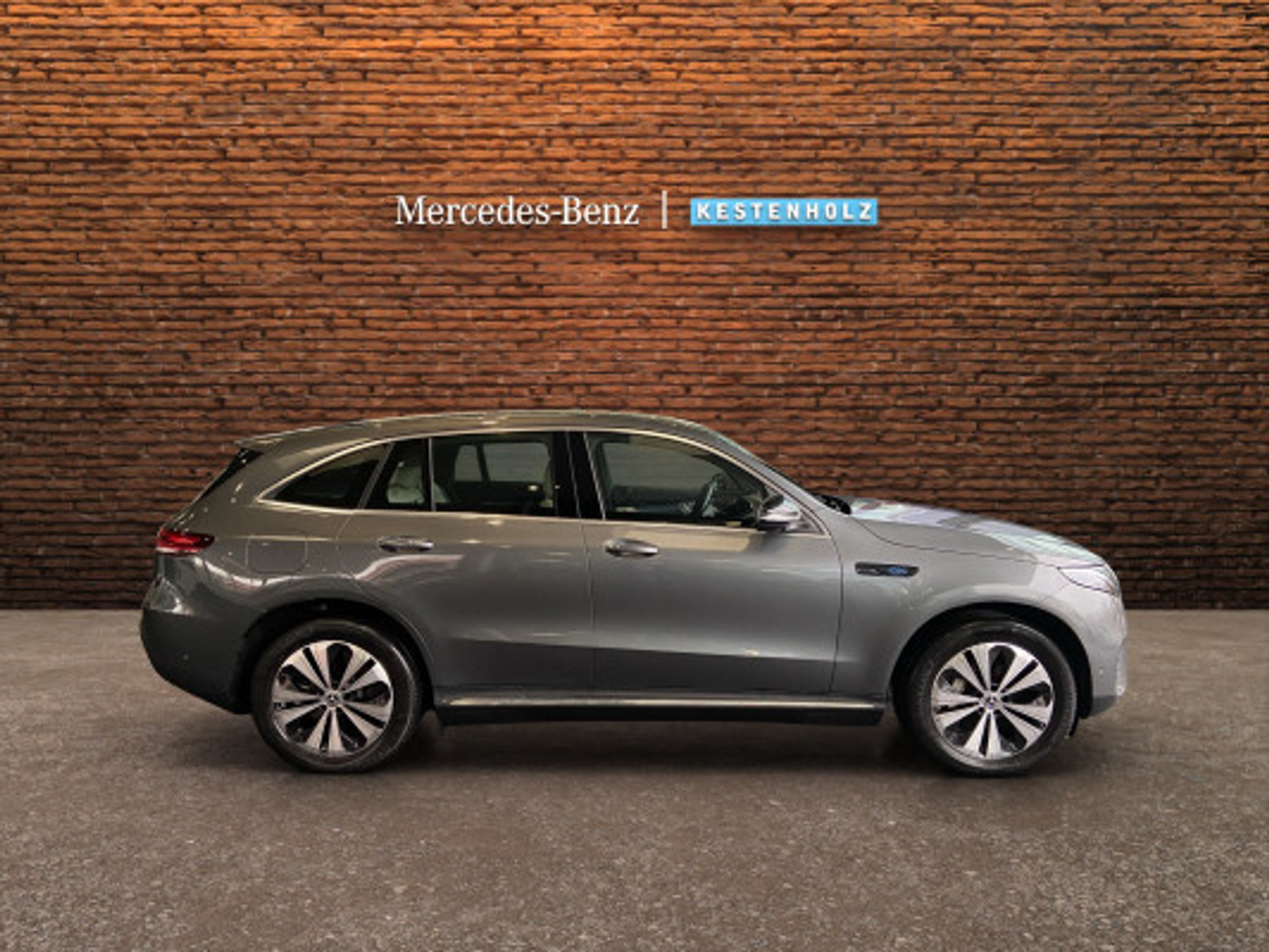 listing desktop thumbnail image 2