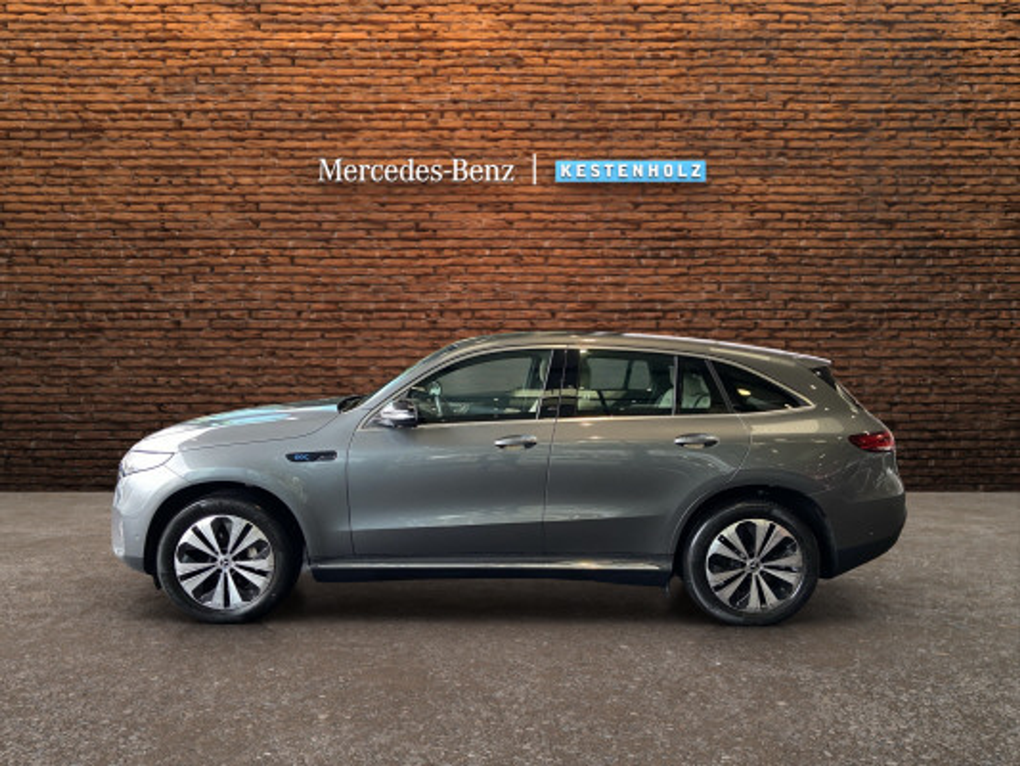 listing desktop thumbnail image 3