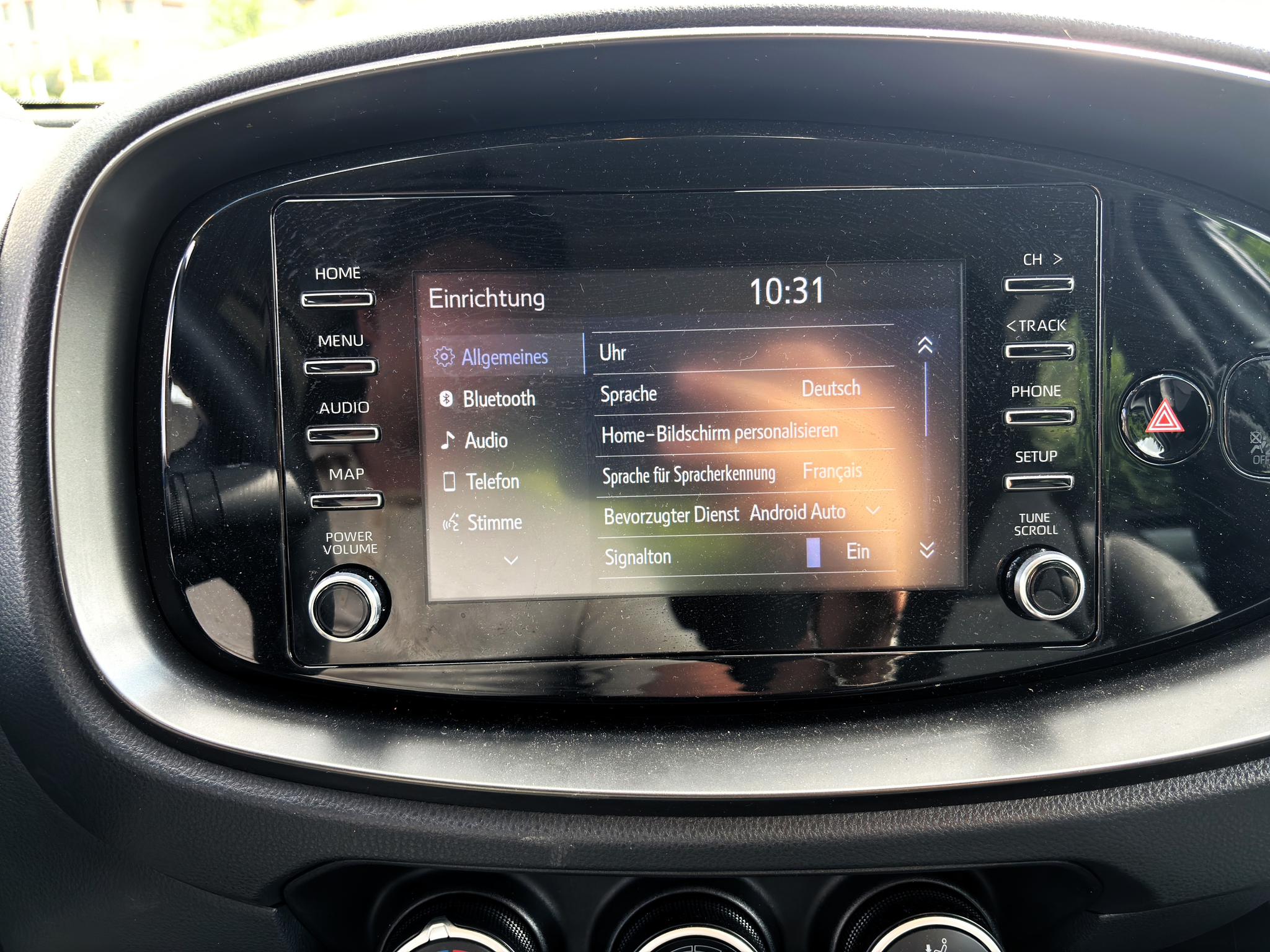 listing desktop thumbnail image 11