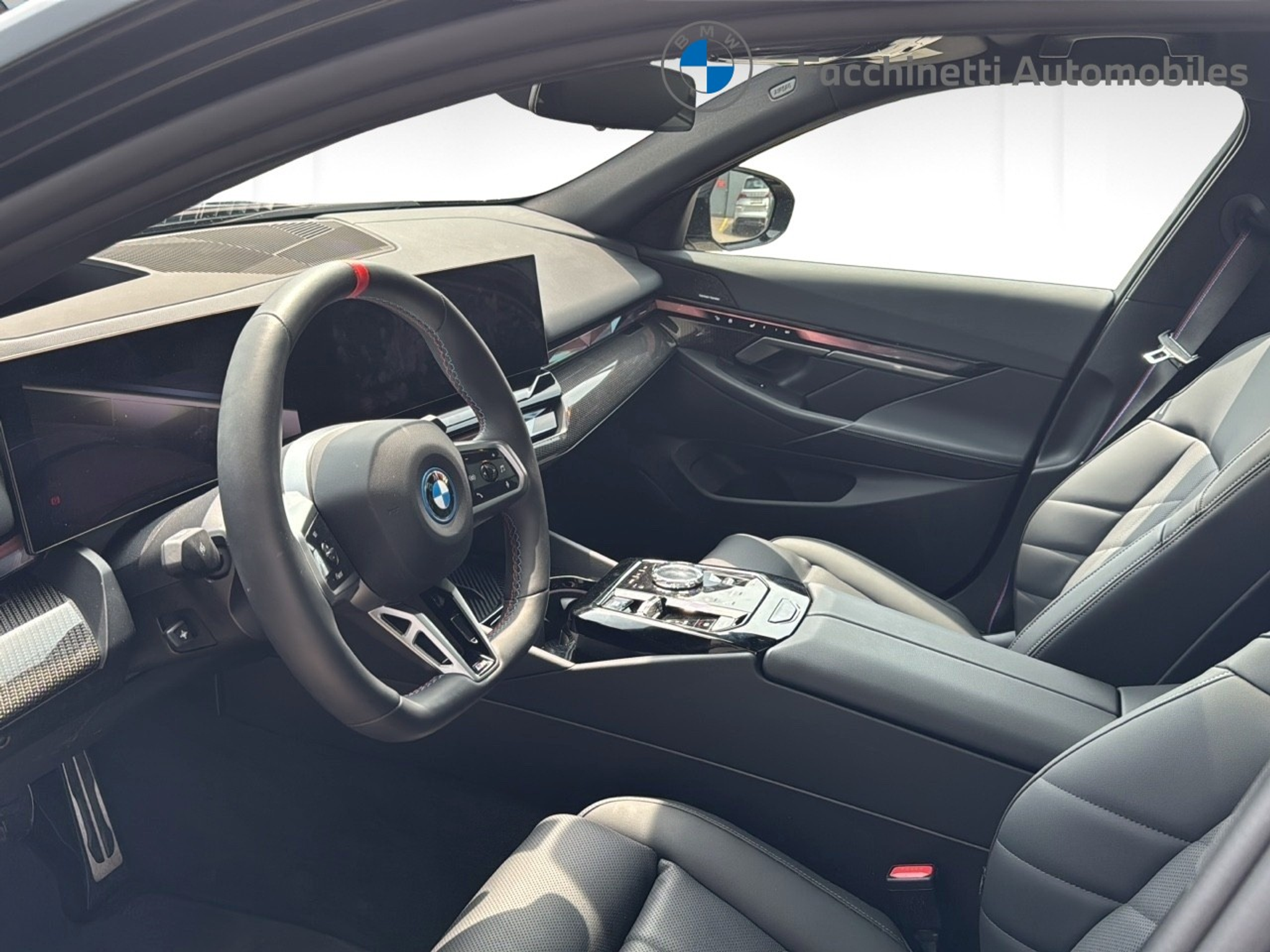 listing desktop thumbnail image 9