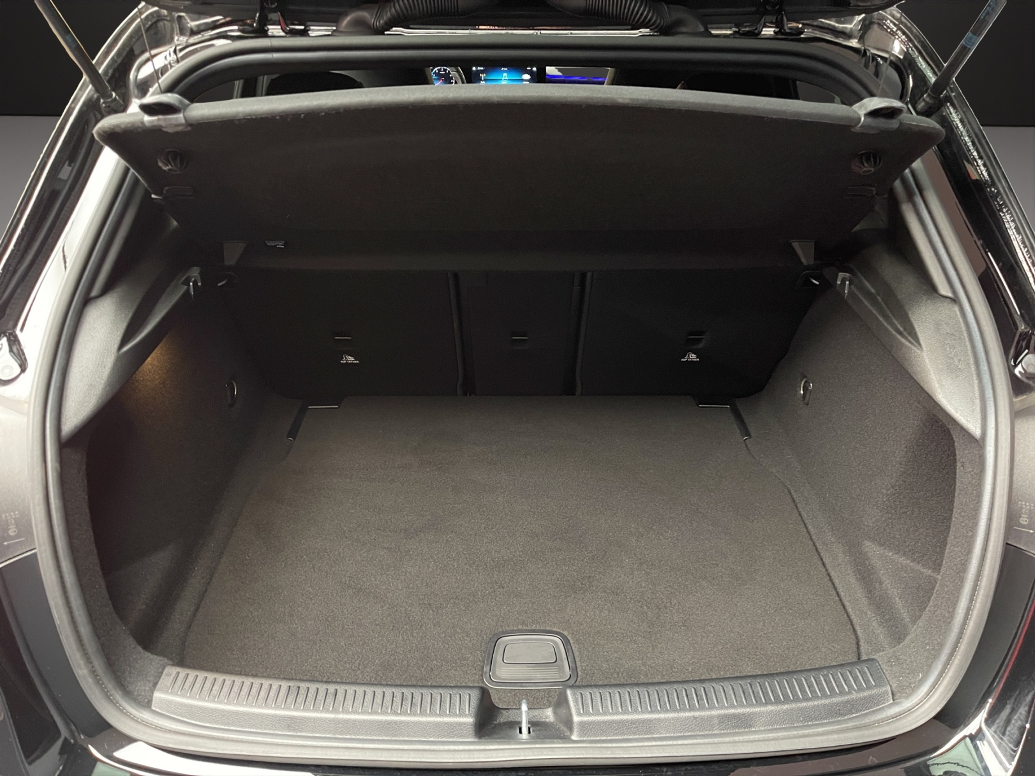 listing desktop thumbnail image 10