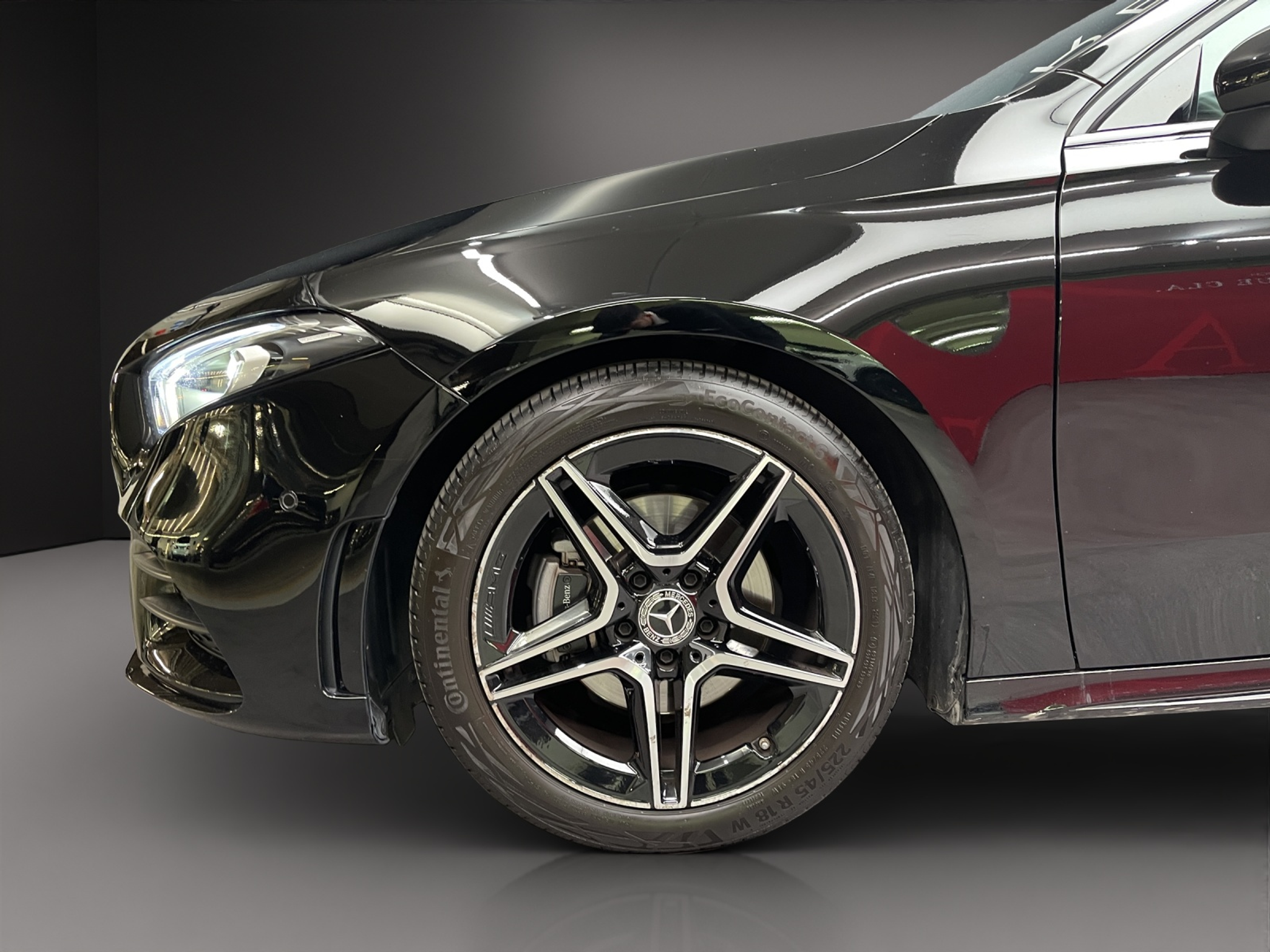 listing desktop thumbnail image 5