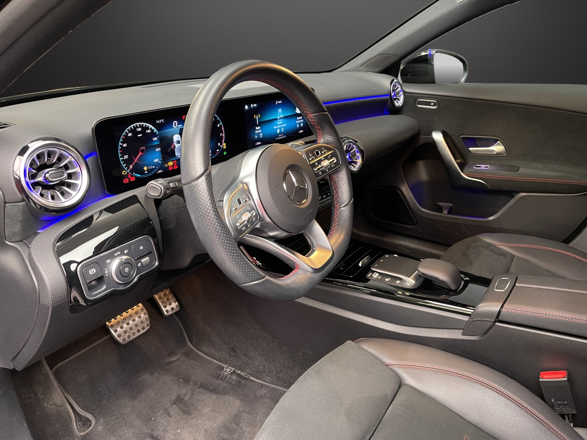 listing desktop thumbnail image 7