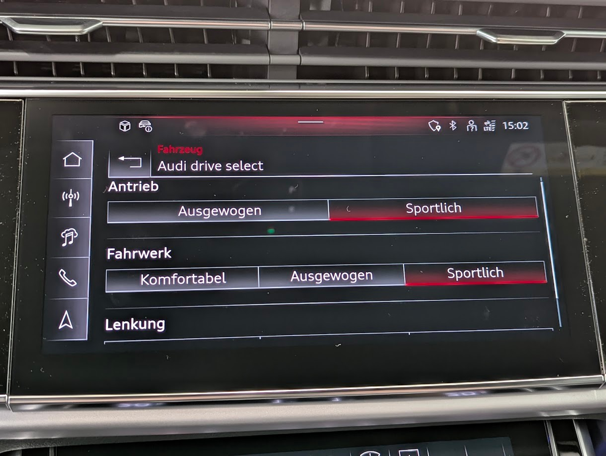 listing desktop thumbnail image 19