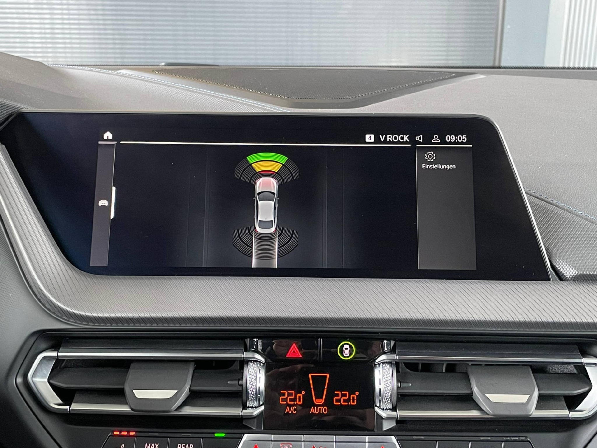 listing desktop thumbnail image 12