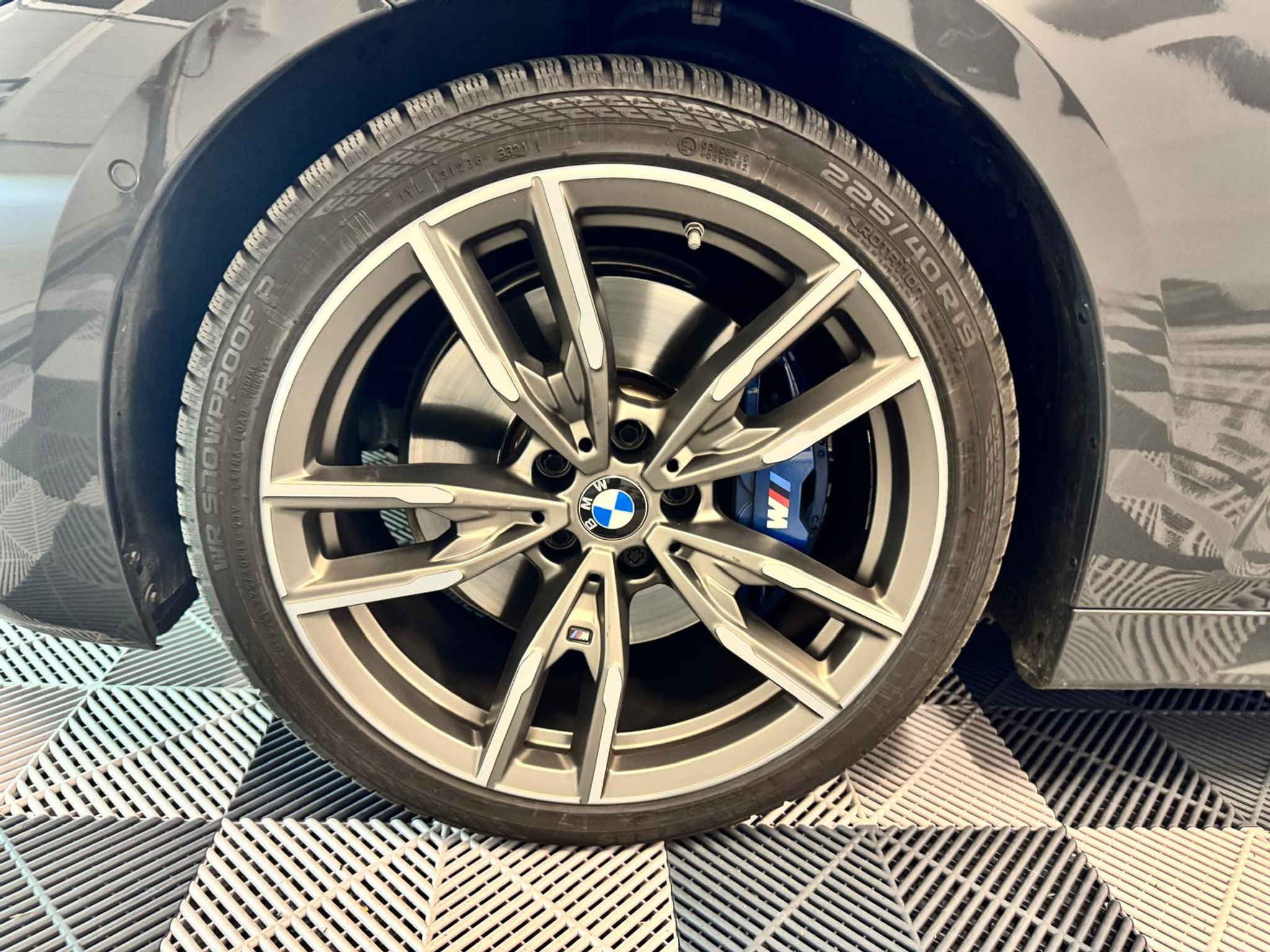 listing desktop thumbnail image 24