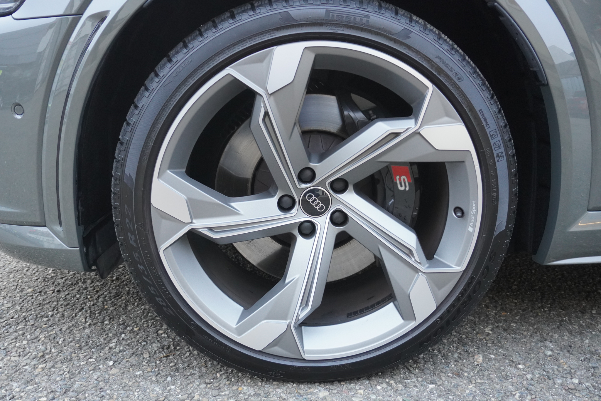 listing desktop thumbnail image 8