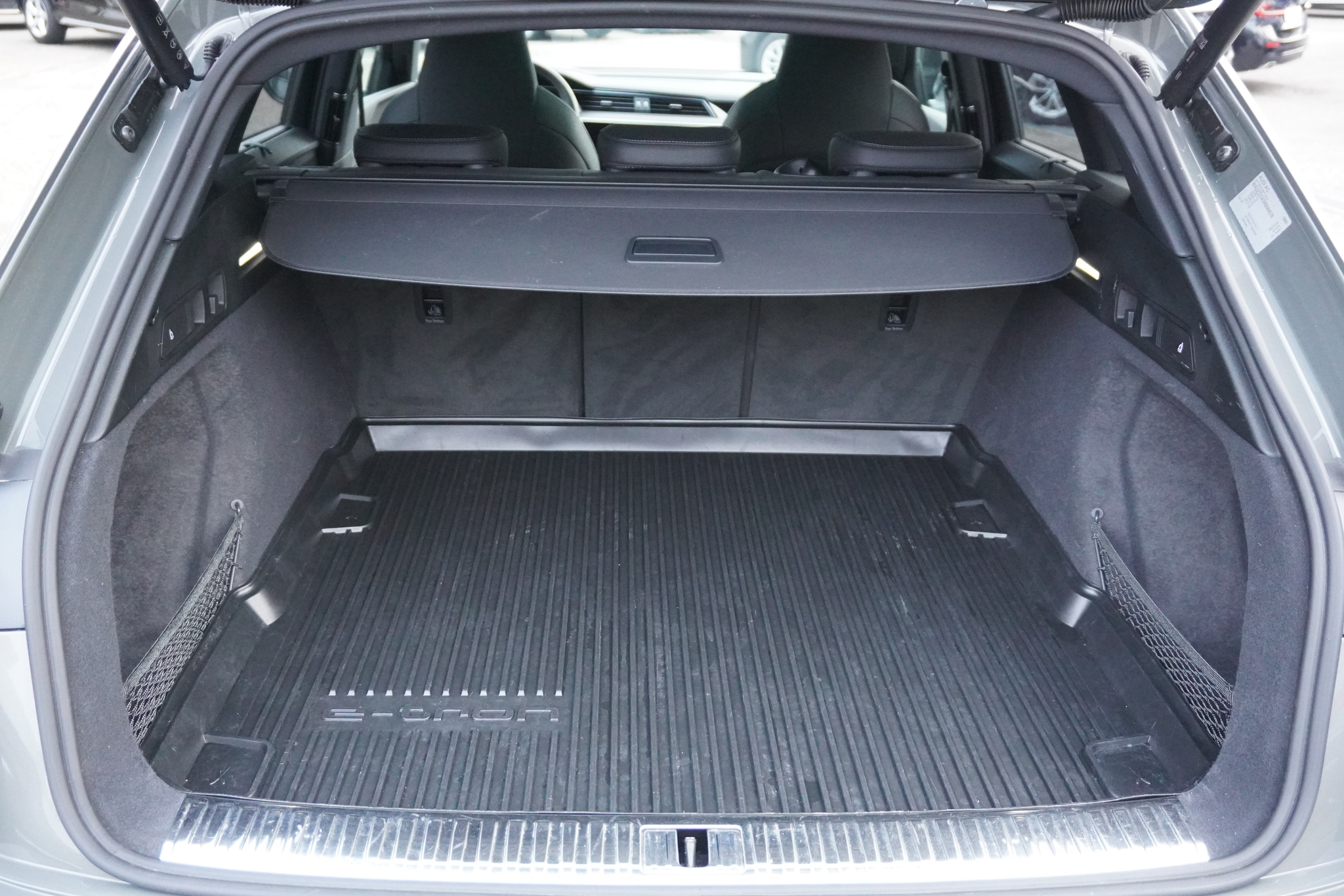 listing desktop thumbnail image 9