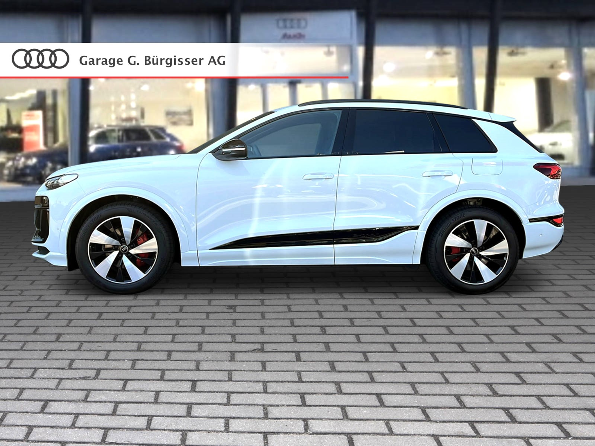 listing desktop thumbnail image 2