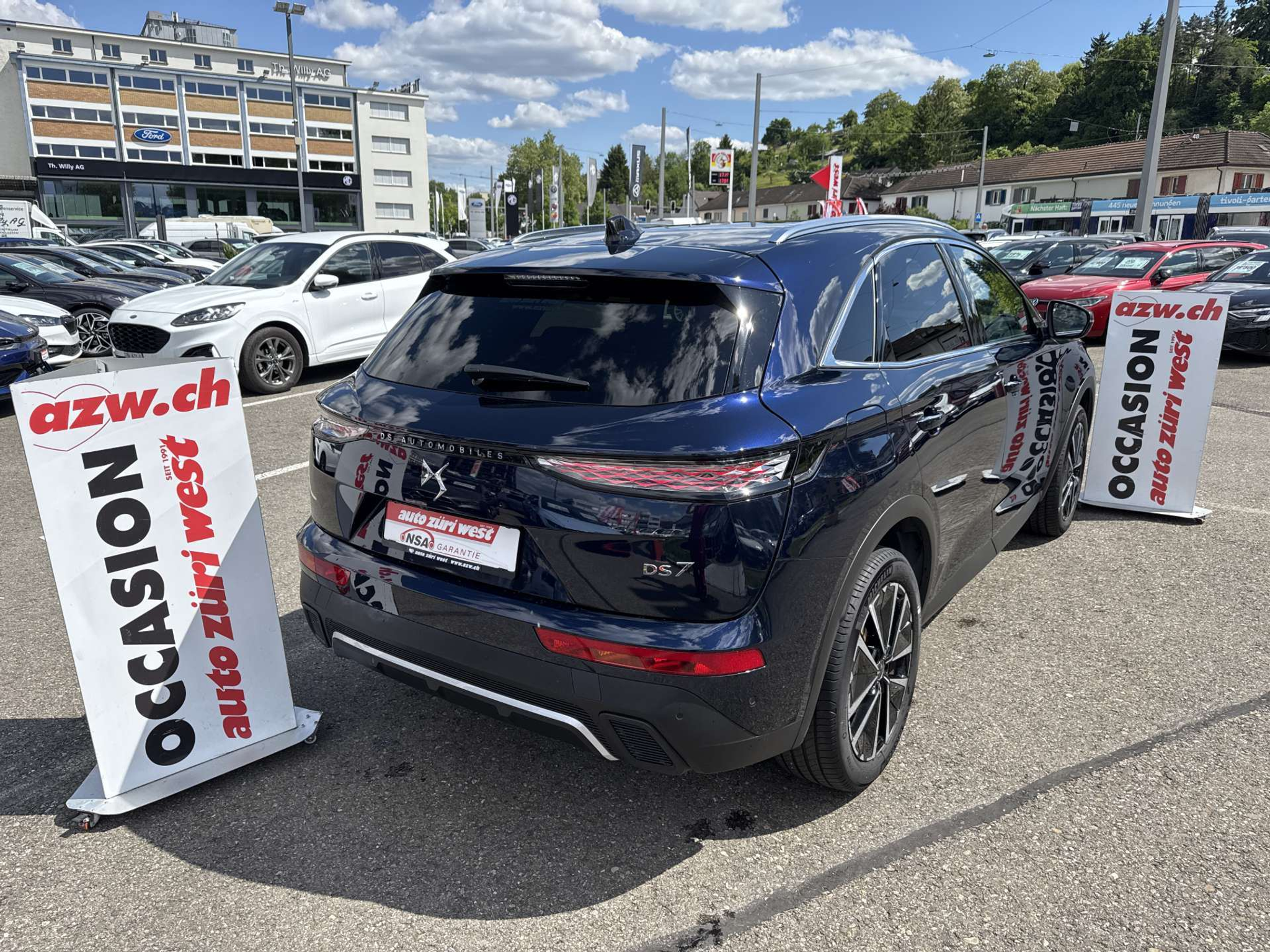 listing desktop thumbnail image 2