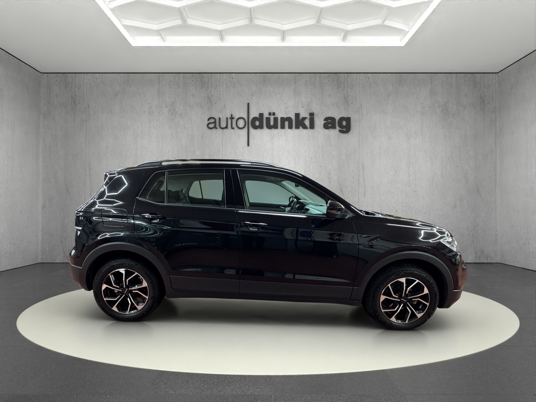 listing desktop thumbnail image 4