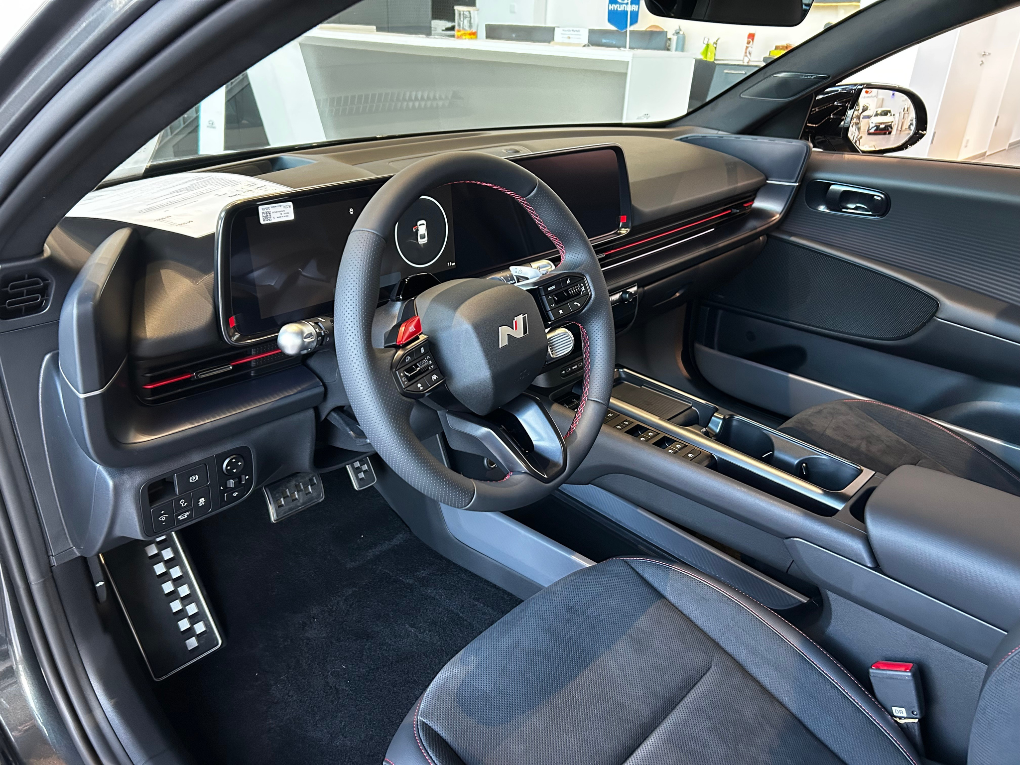 listing desktop thumbnail image 11