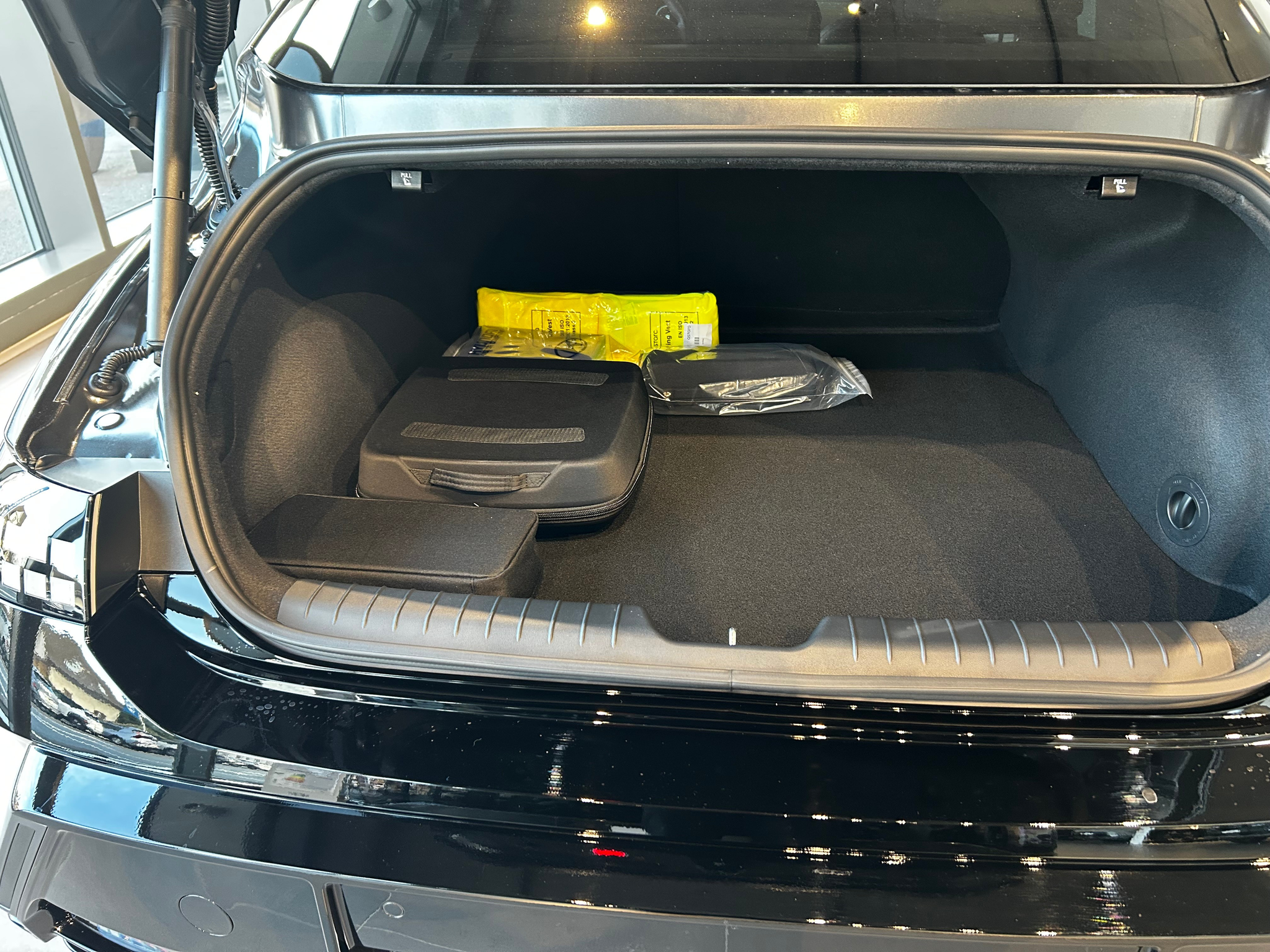 listing desktop thumbnail image 15