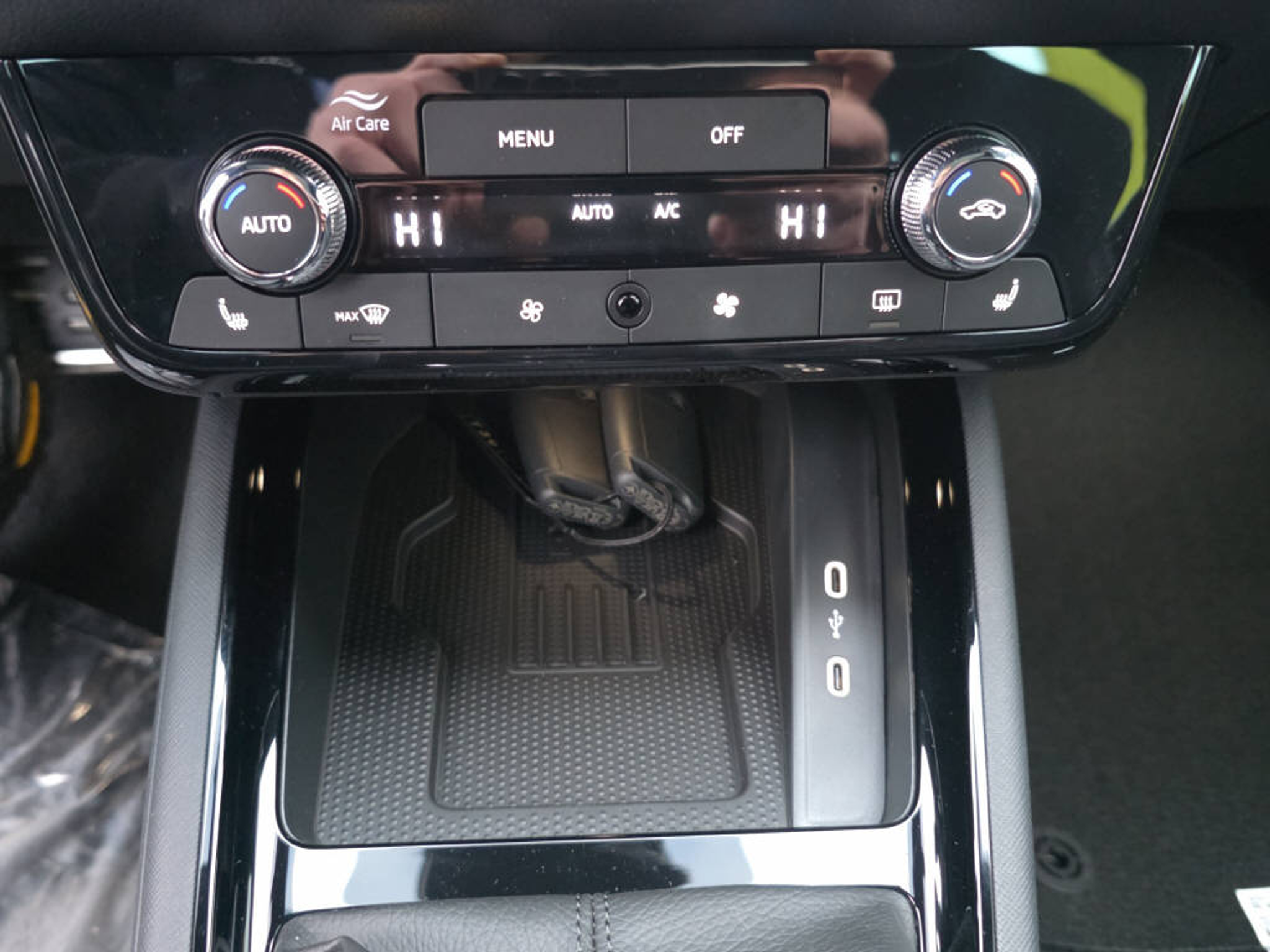 listing desktop thumbnail image 16