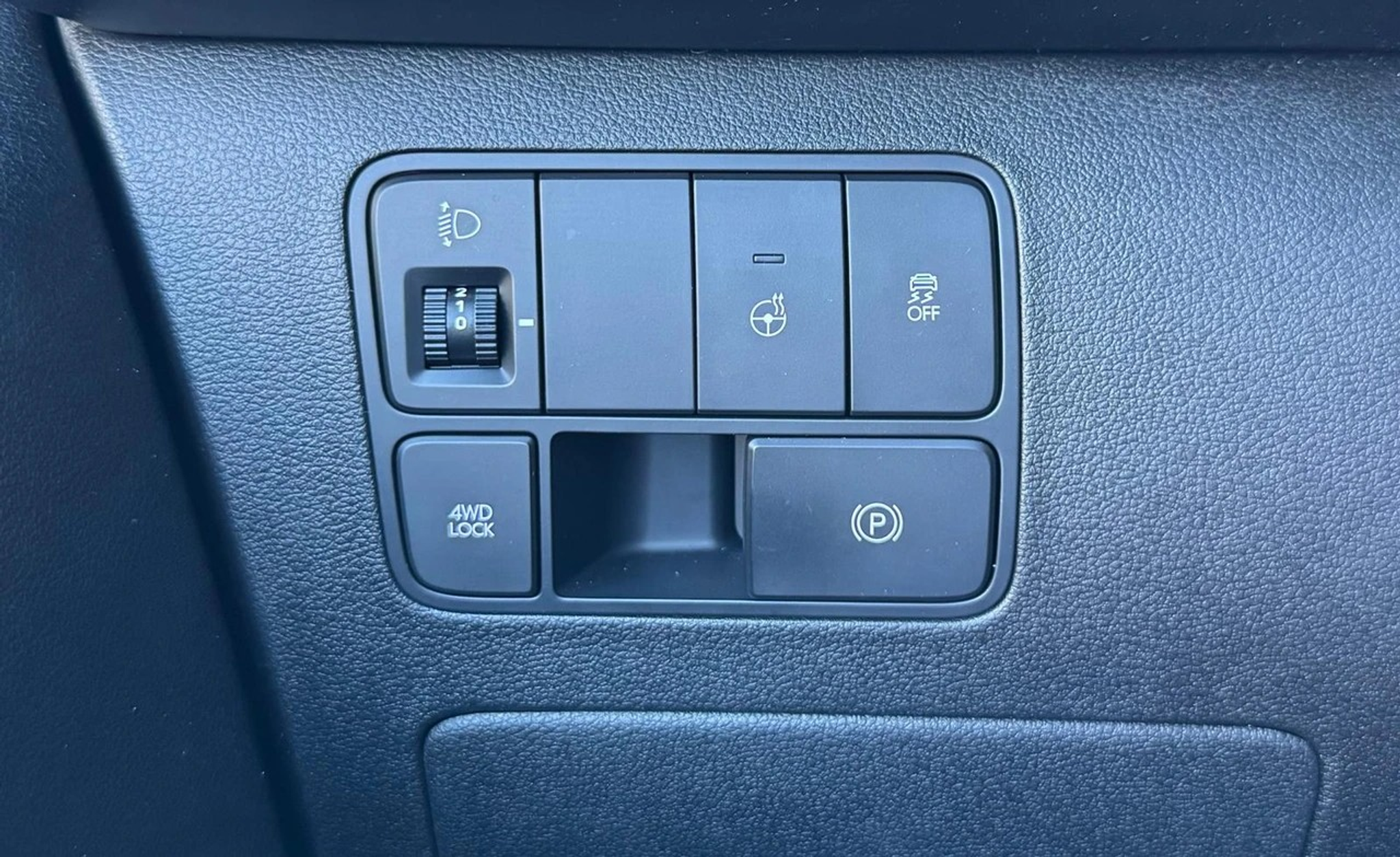 listing desktop thumbnail image 26