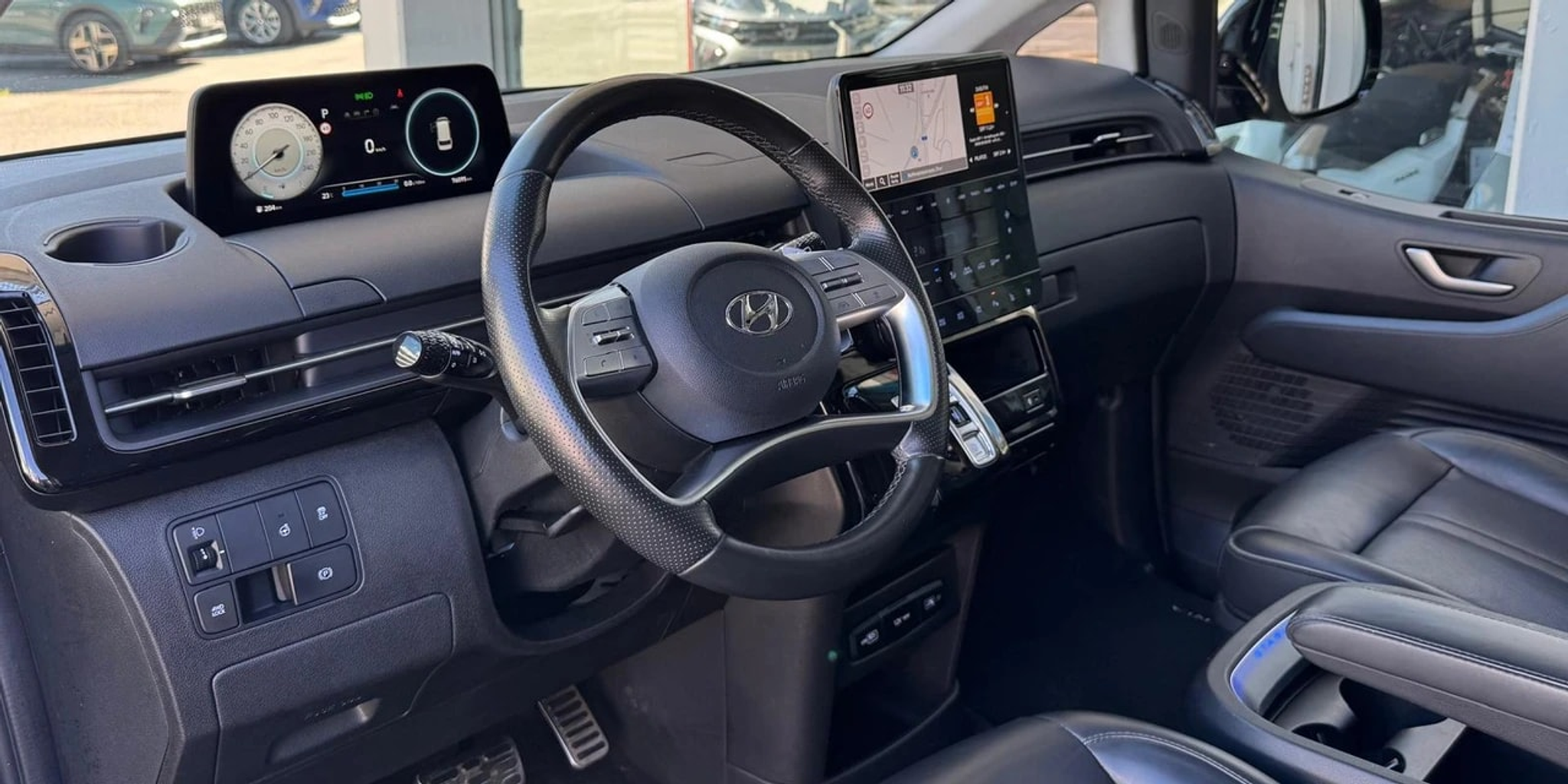 listing desktop thumbnail image 8