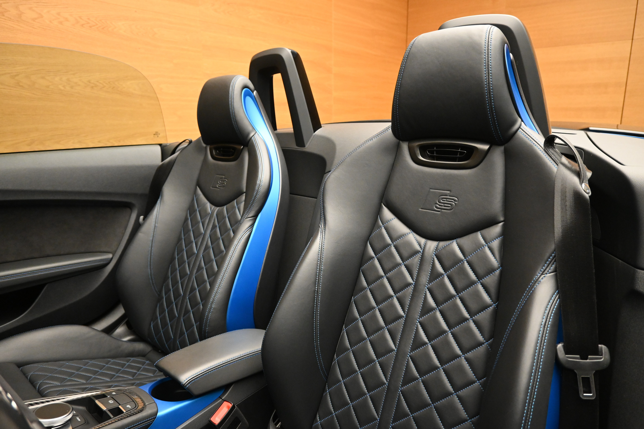 listing desktop thumbnail image 7