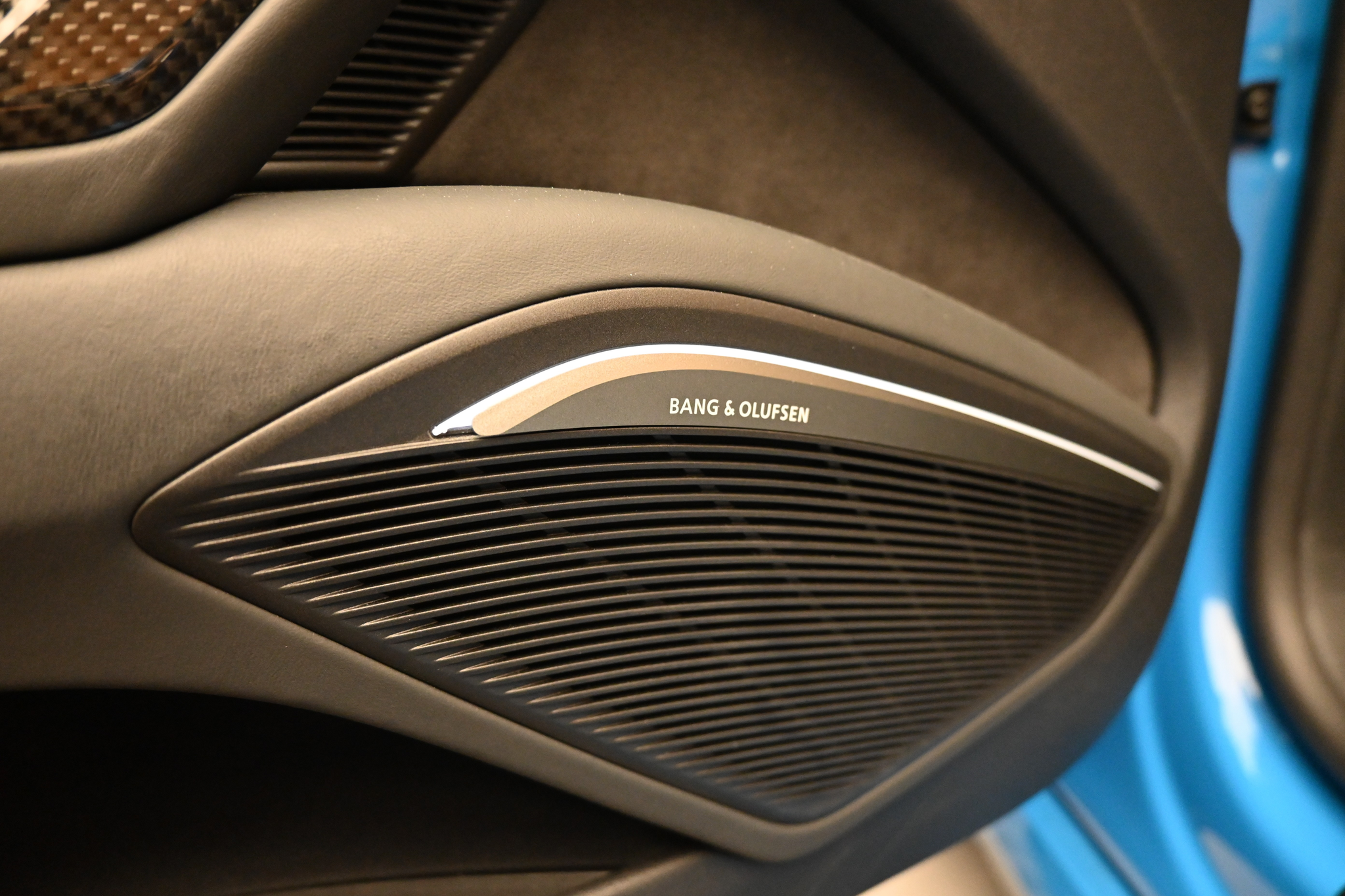 listing desktop thumbnail image 12