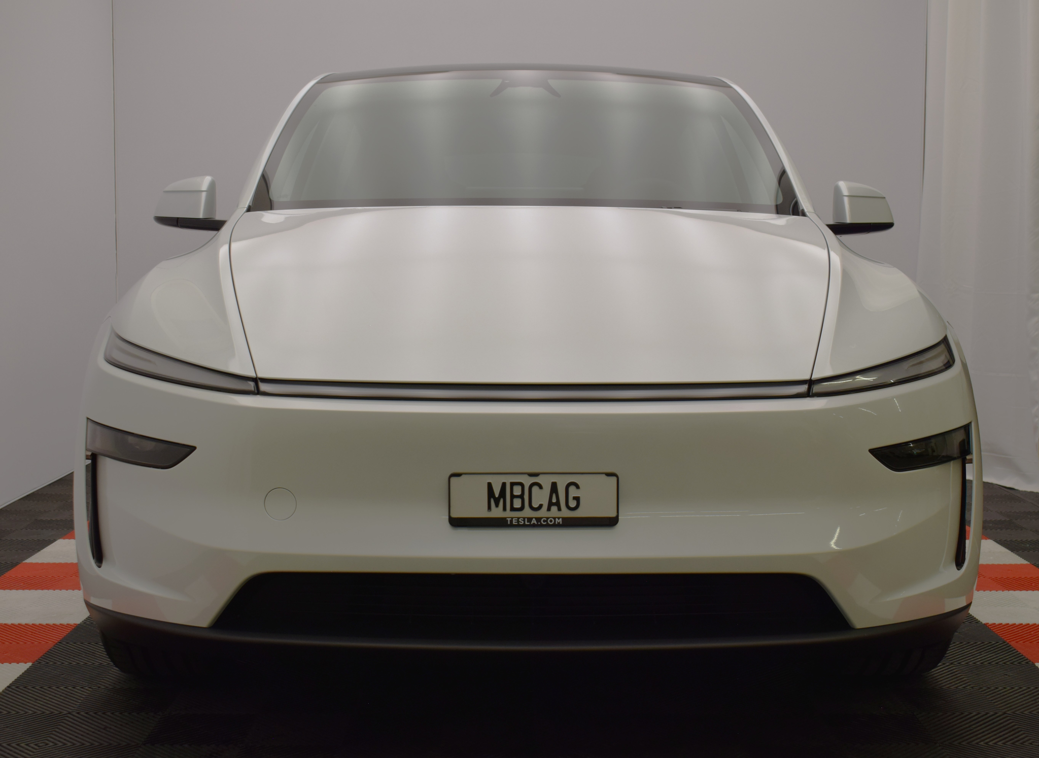 listing desktop thumbnail image 4