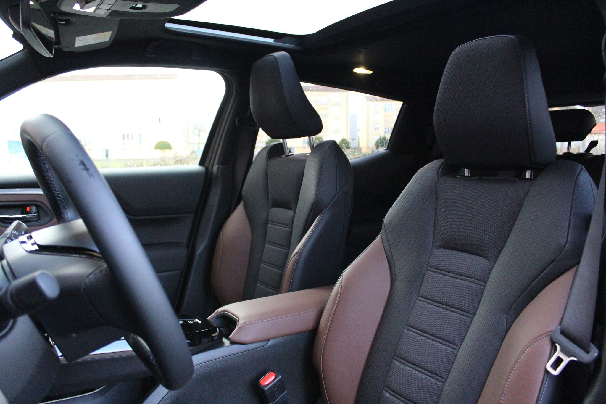 listing desktop thumbnail image 20