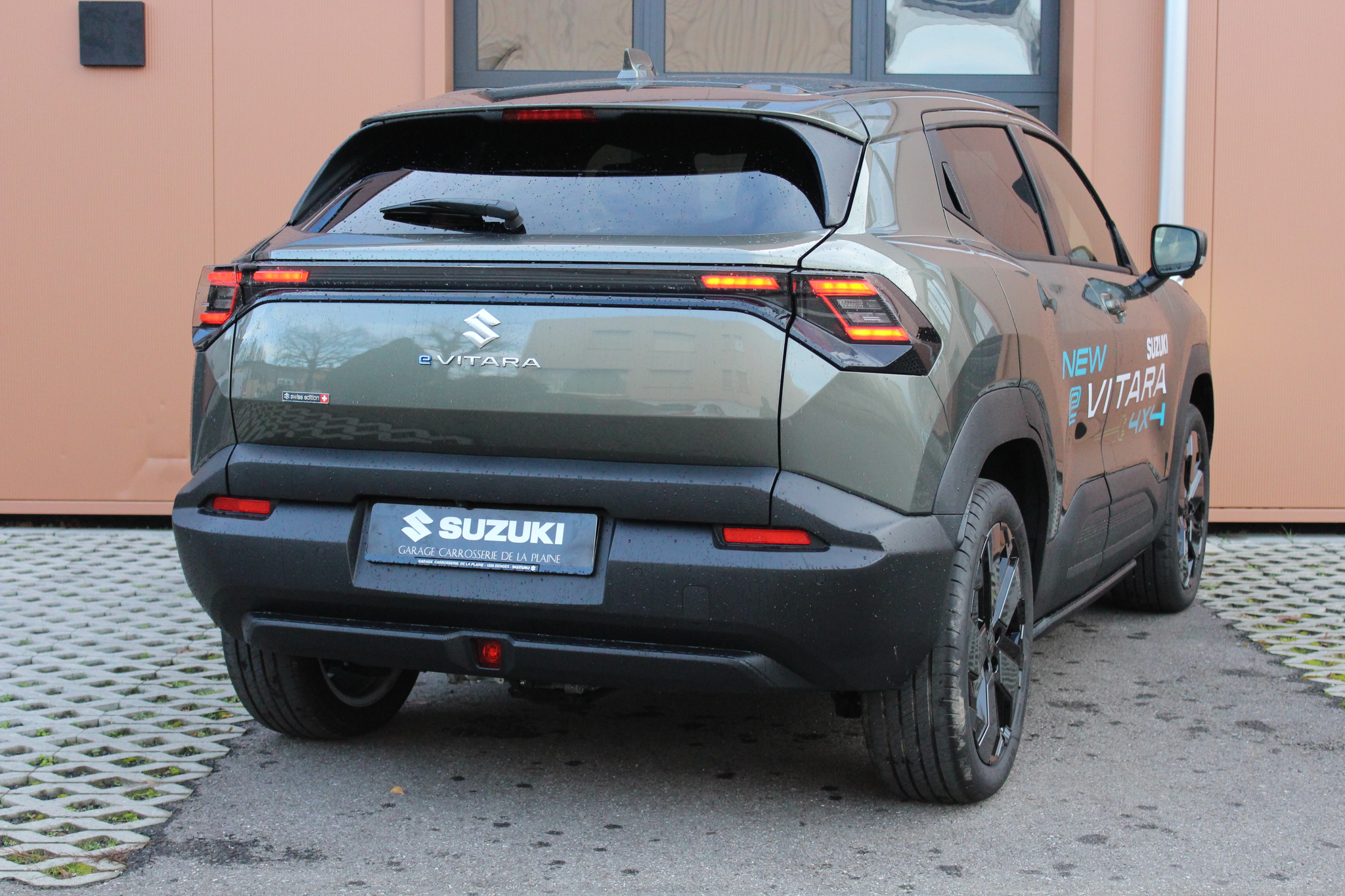 listing desktop thumbnail image 5