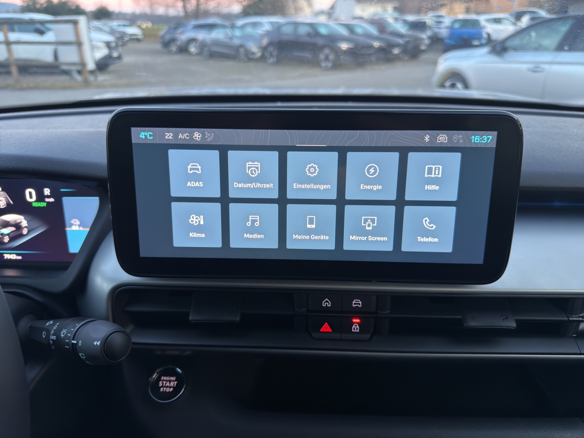 listing desktop thumbnail image 28