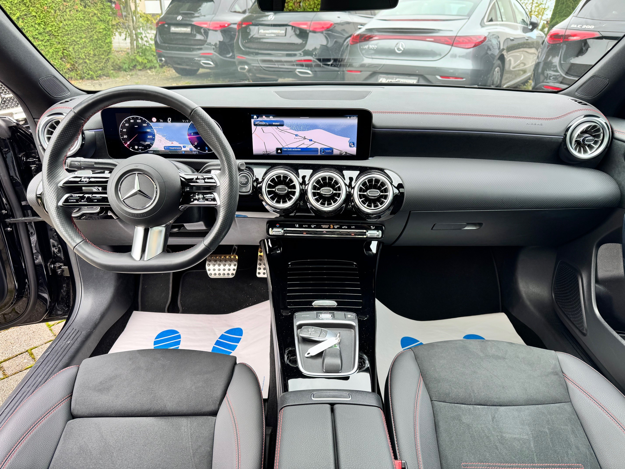 listing desktop thumbnail image 6